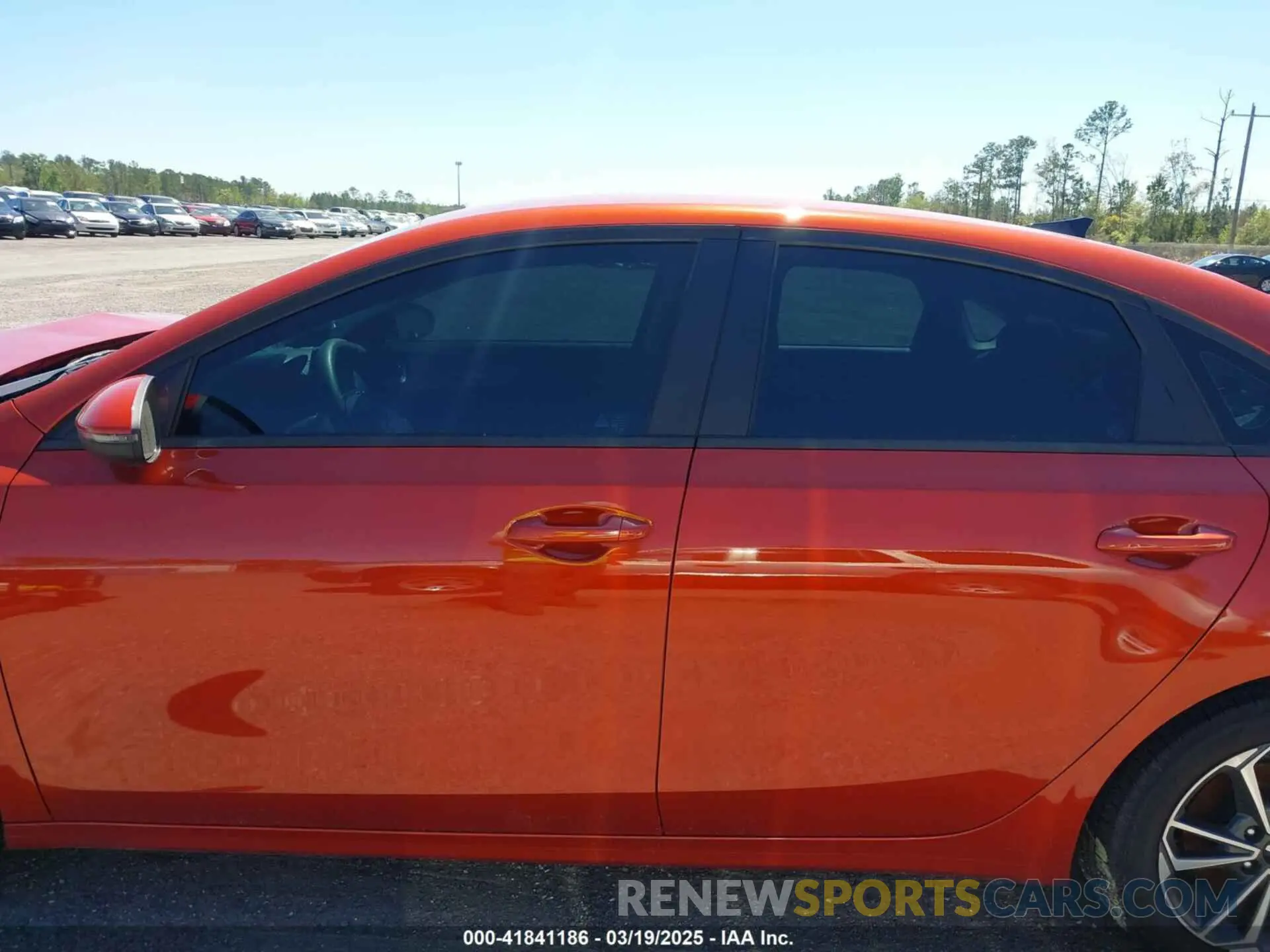 15 Photograph of a damaged car 3KPF24AD3NE483432 KIA FORTE 2022