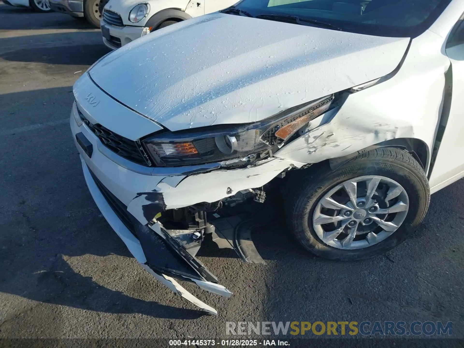 6 Photograph of a damaged car 3KPF24AD3NE498898 KIA FORTE 2022