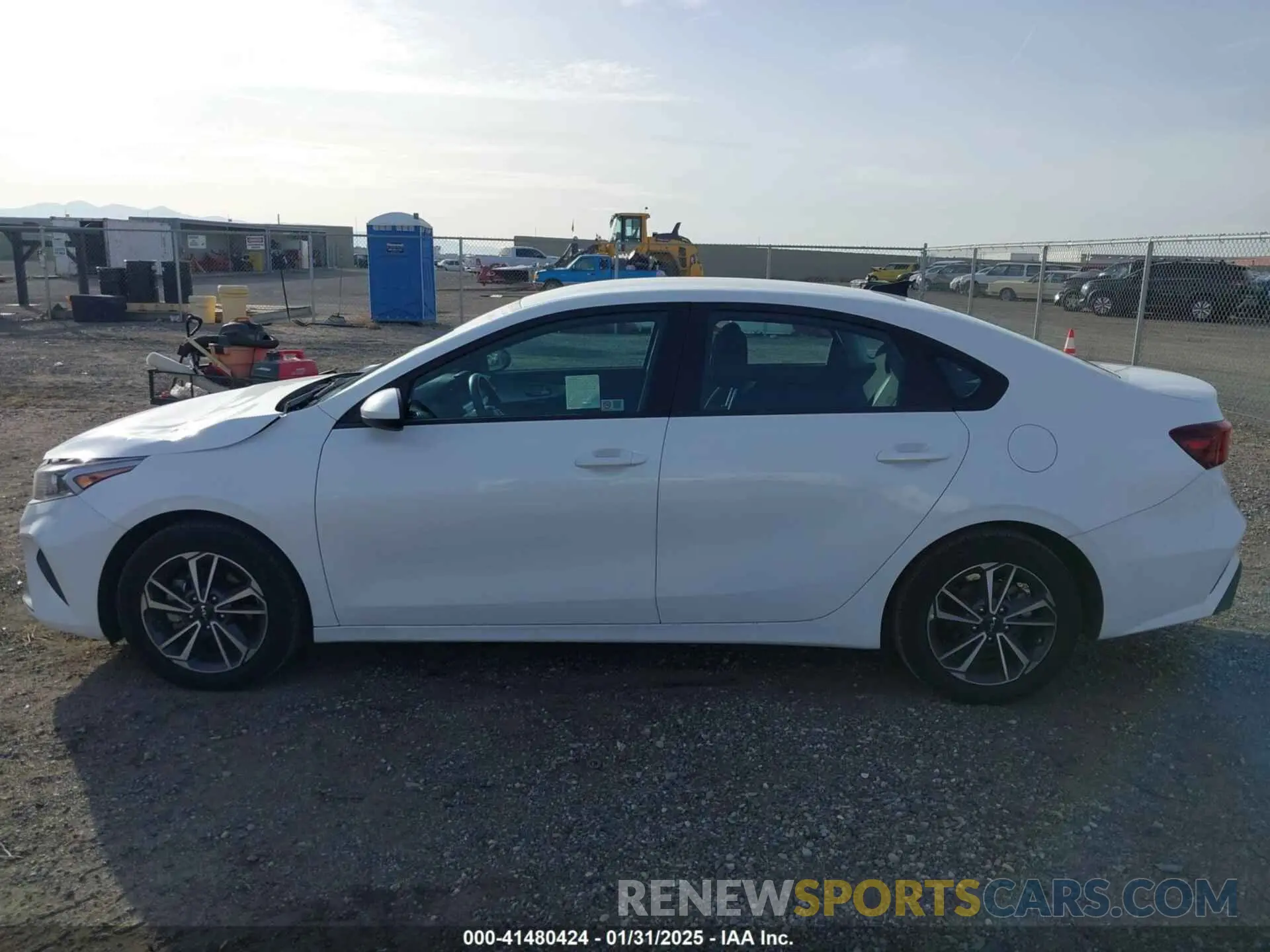 14 Photograph of a damaged car 3KPF24AD3NE503999 KIA FORTE 2022