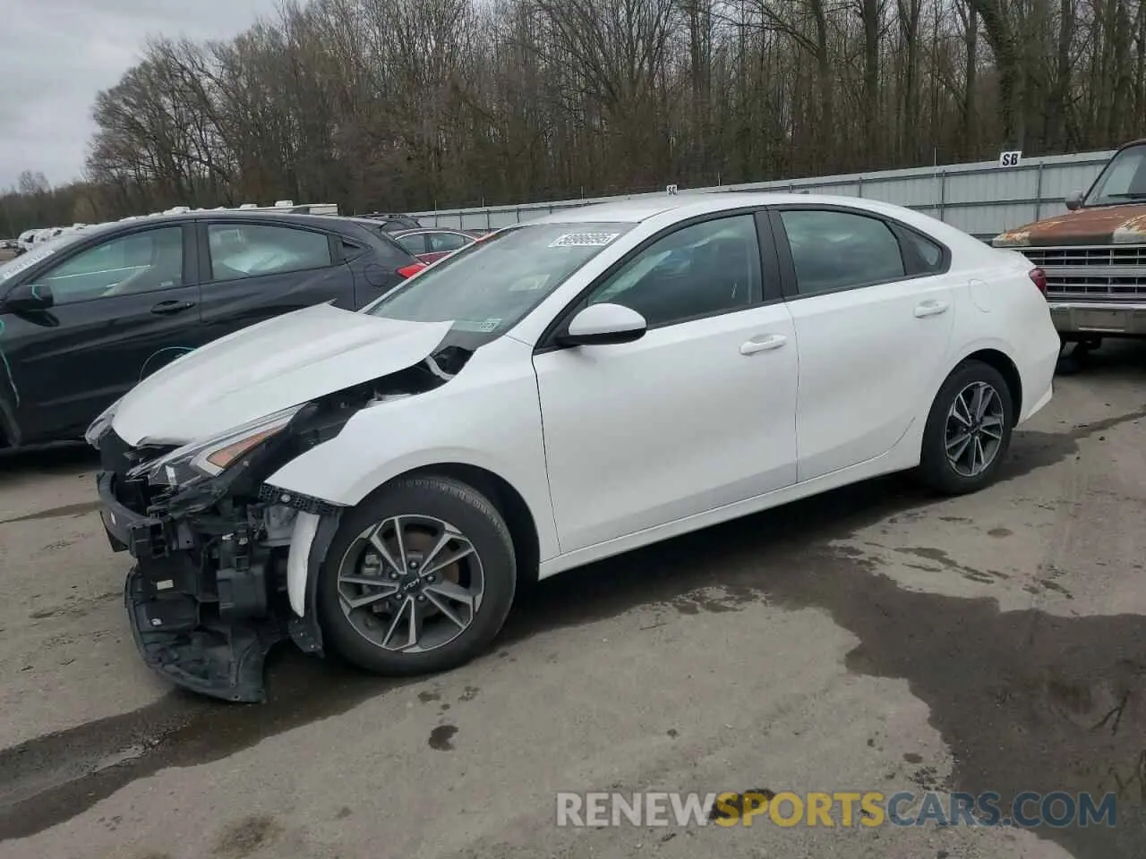 1 Photograph of a damaged car 3KPF24AD4NE425524 KIA FORTE 2022