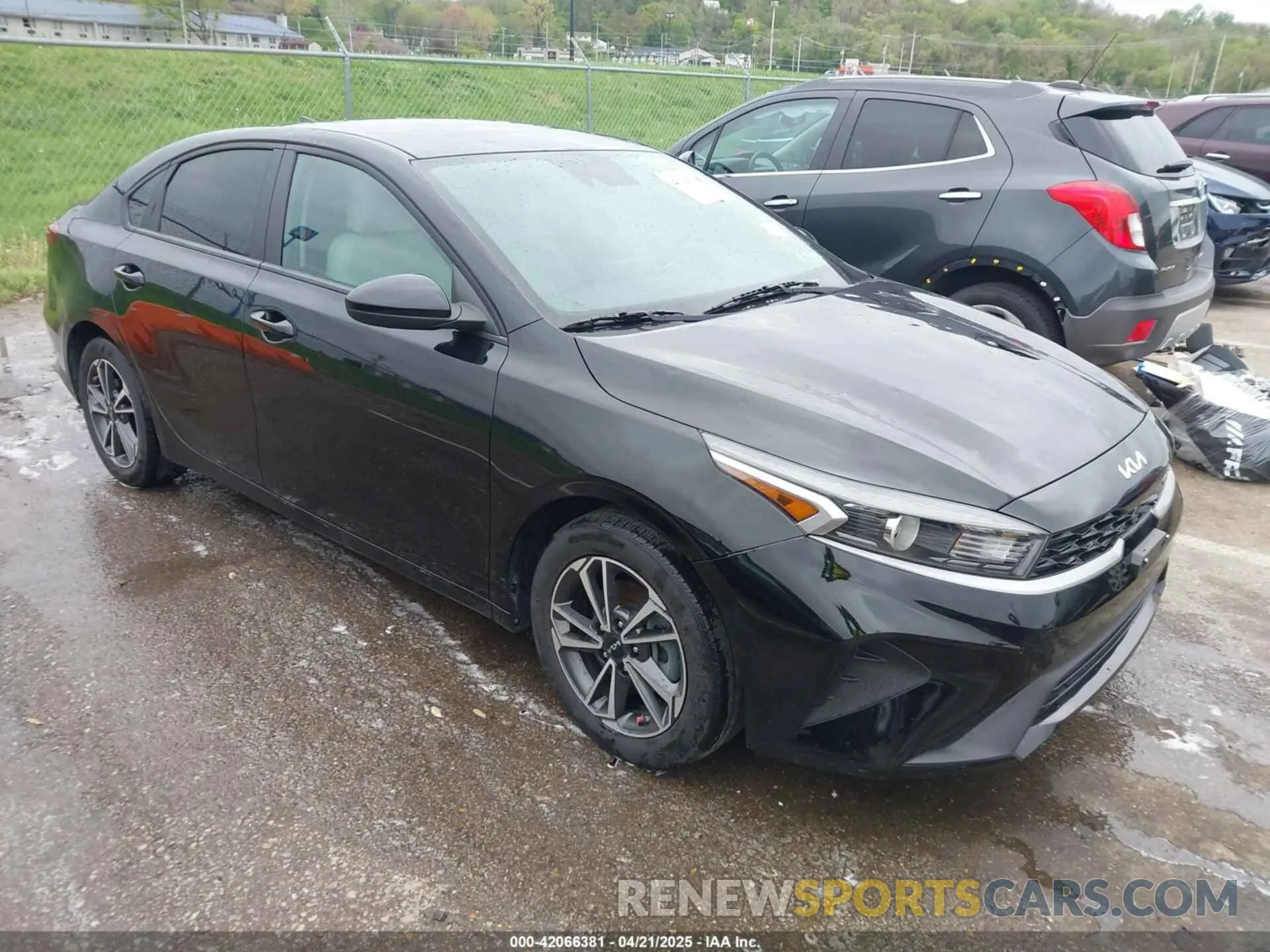 1 Photograph of a damaged car 3KPF24AD4NE450309 KIA FORTE 2022