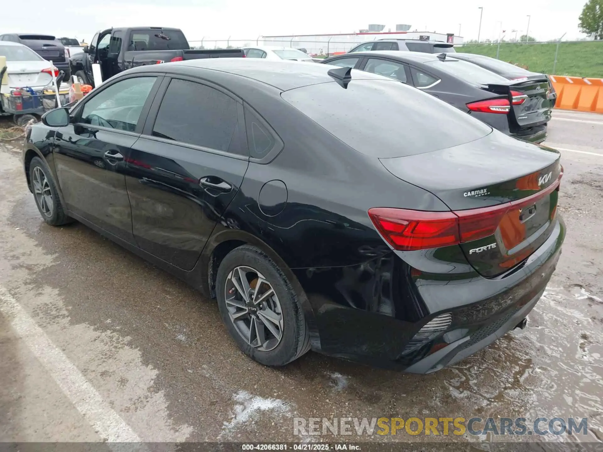 3 Photograph of a damaged car 3KPF24AD4NE450309 KIA FORTE 2022