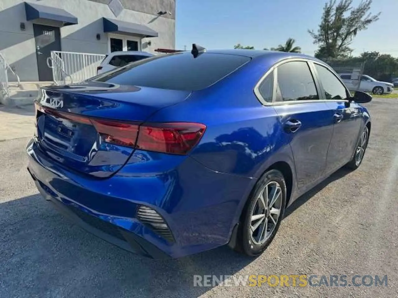 3 Photograph of a damaged car 3KPF24AD4NE464503 KIA FORTE 2022