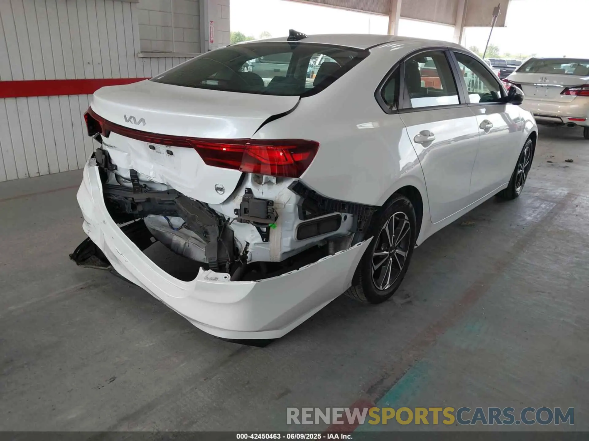 4 Photograph of a damaged car 3KPF24AD4NE473802 KIA FORTE 2022