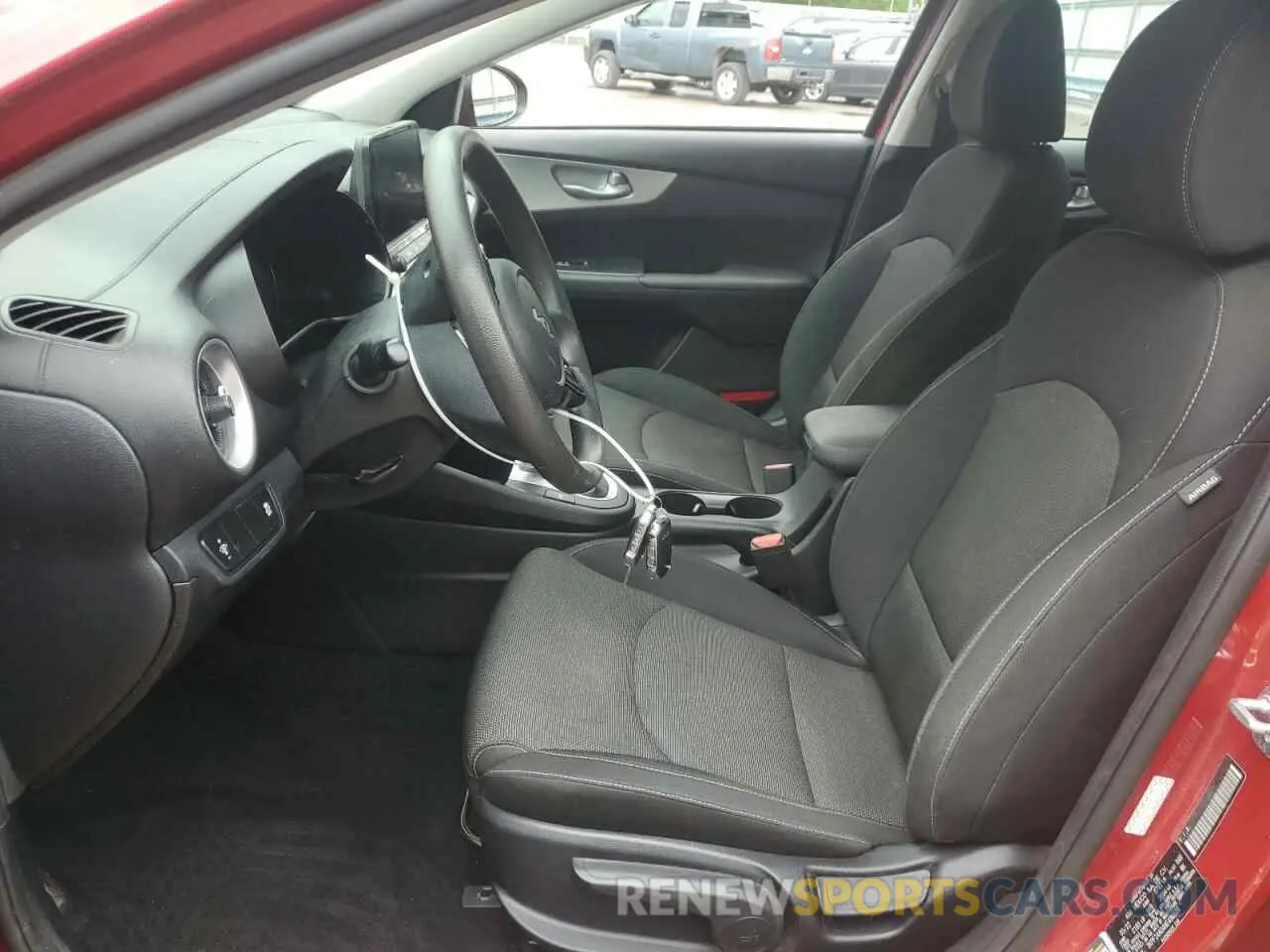 7 Photograph of a damaged car 3KPF24AD4NE496626 KIA FORTE 2022