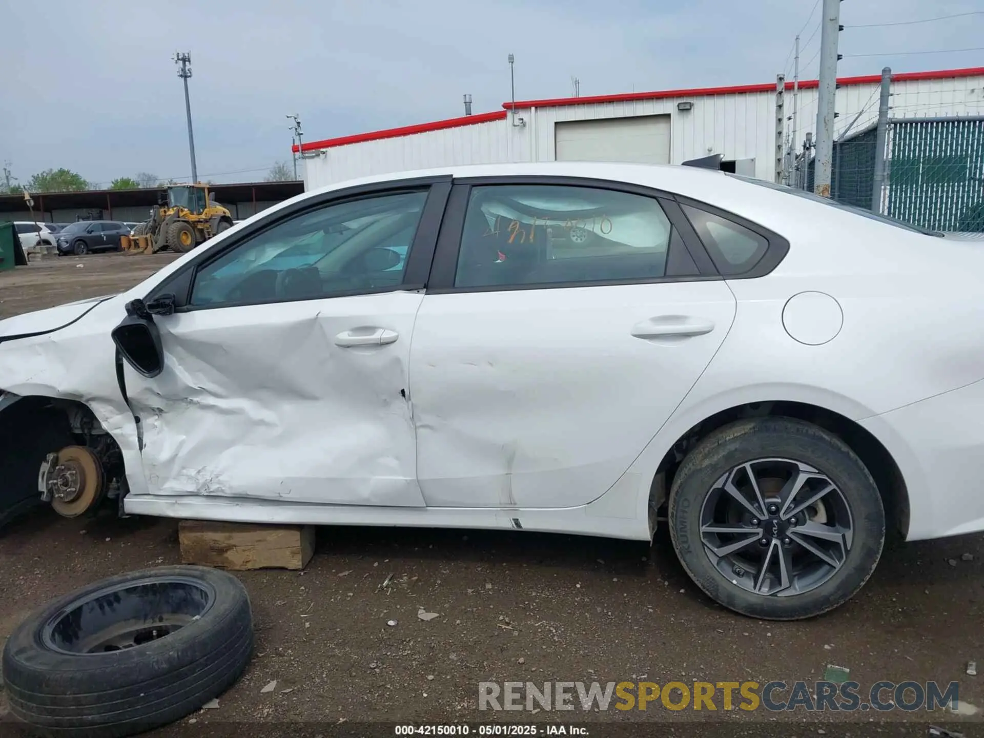15 Photograph of a damaged car 3KPF24AD5NE430893 KIA FORTE 2022