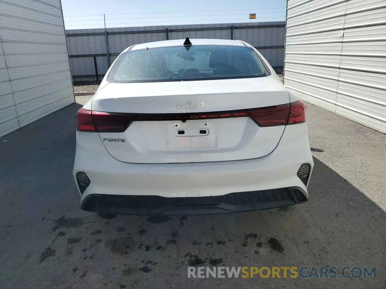 6 Photograph of a damaged car 3KPF24AD5NE436015 KIA FORTE 2022
