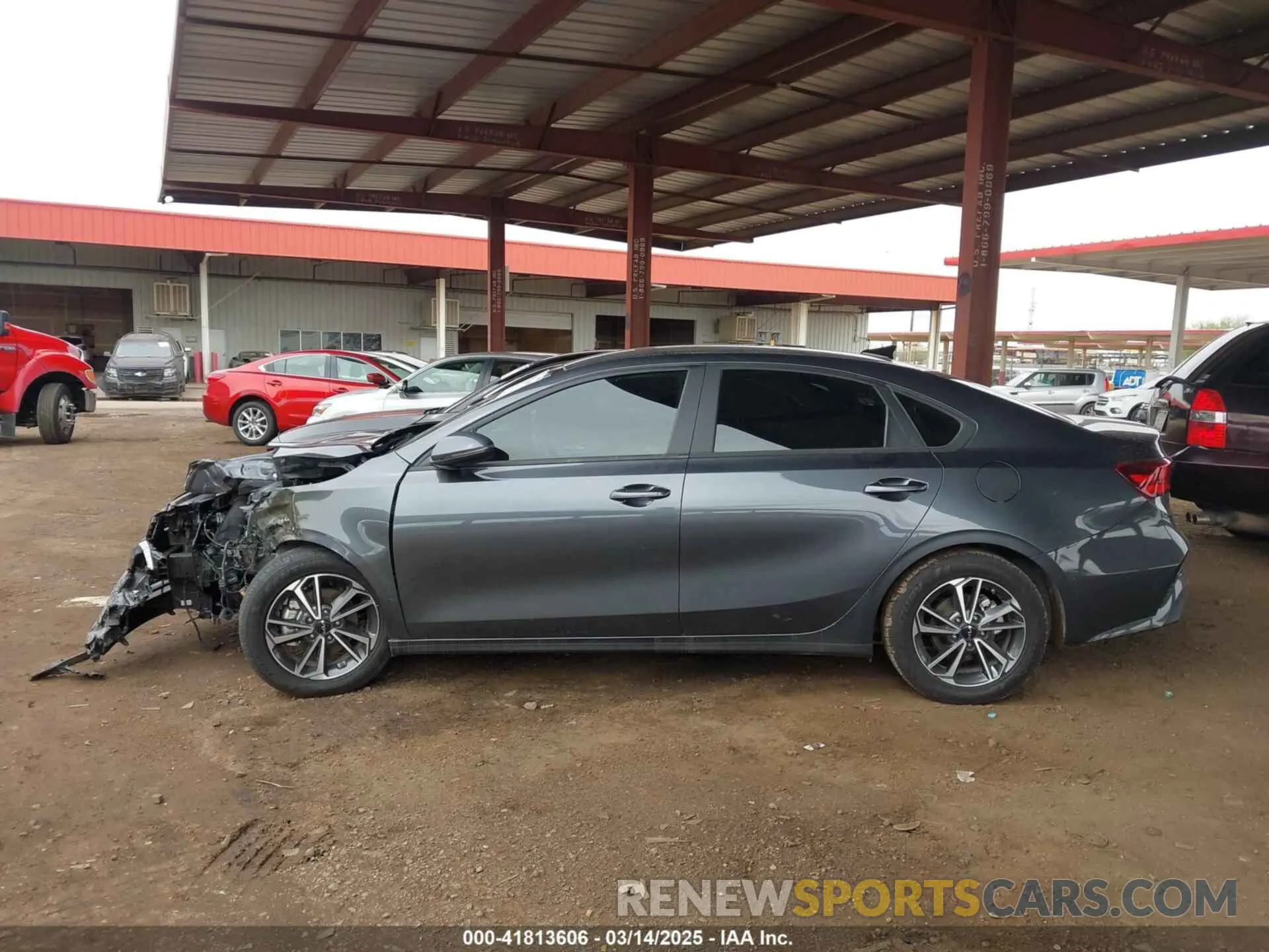 14 Photograph of a damaged car 3KPF24AD5NE475834 KIA FORTE 2022