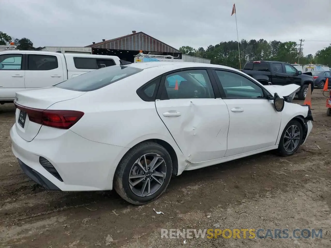 3 Photograph of a damaged car 3KPF24AD5NE487014 KIA FORTE 2022