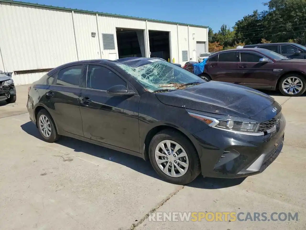 4 Photograph of a damaged car 3KPF24AD5NE499180 KIA FORTE 2022