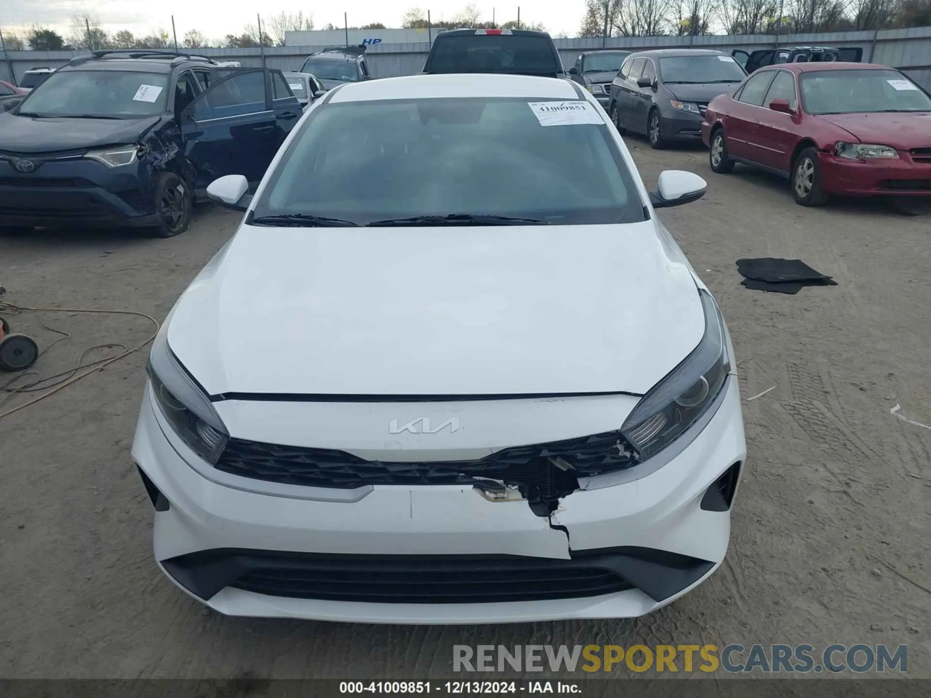 12 Photograph of a damaged car 3KPF24AD6NE425606 KIA FORTE 2022