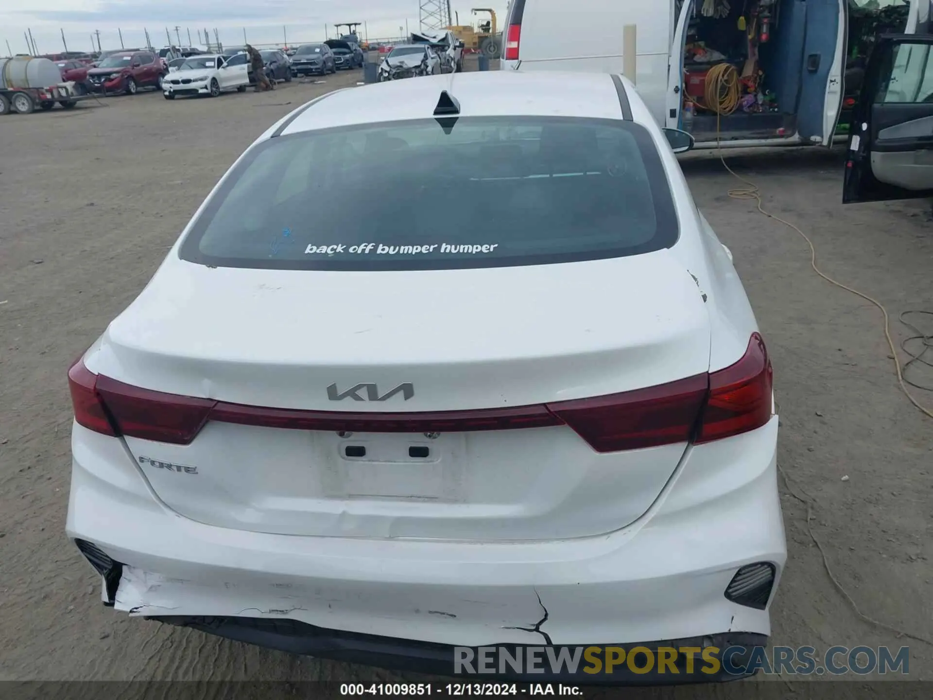 16 Photograph of a damaged car 3KPF24AD6NE425606 KIA FORTE 2022