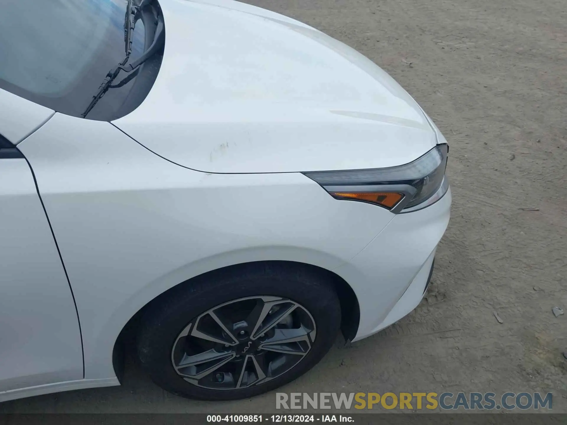 18 Photograph of a damaged car 3KPF24AD6NE425606 KIA FORTE 2022
