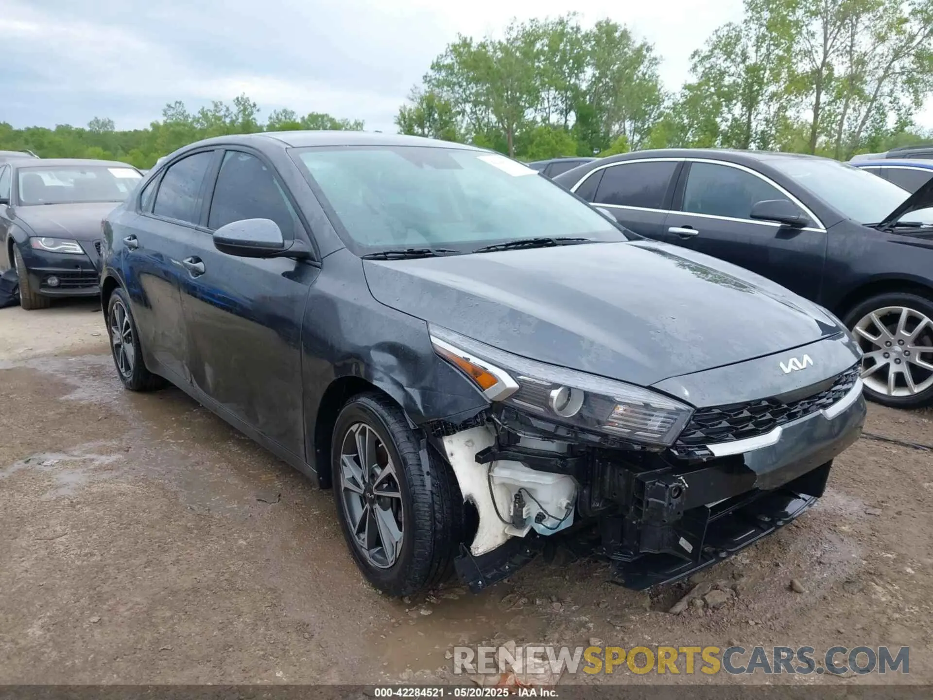 1 Photograph of a damaged car 3KPF24AD6NE465782 KIA FORTE 2022