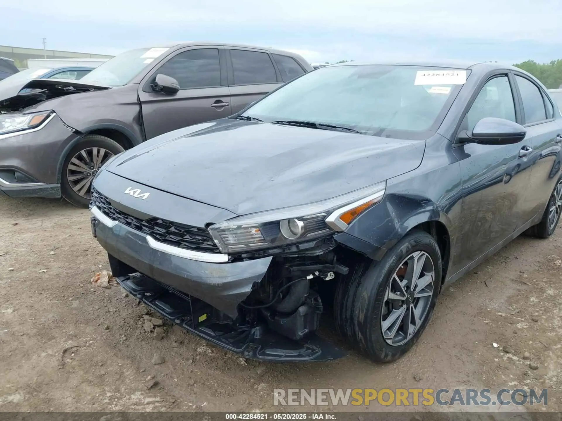 6 Photograph of a damaged car 3KPF24AD6NE465782 KIA FORTE 2022
