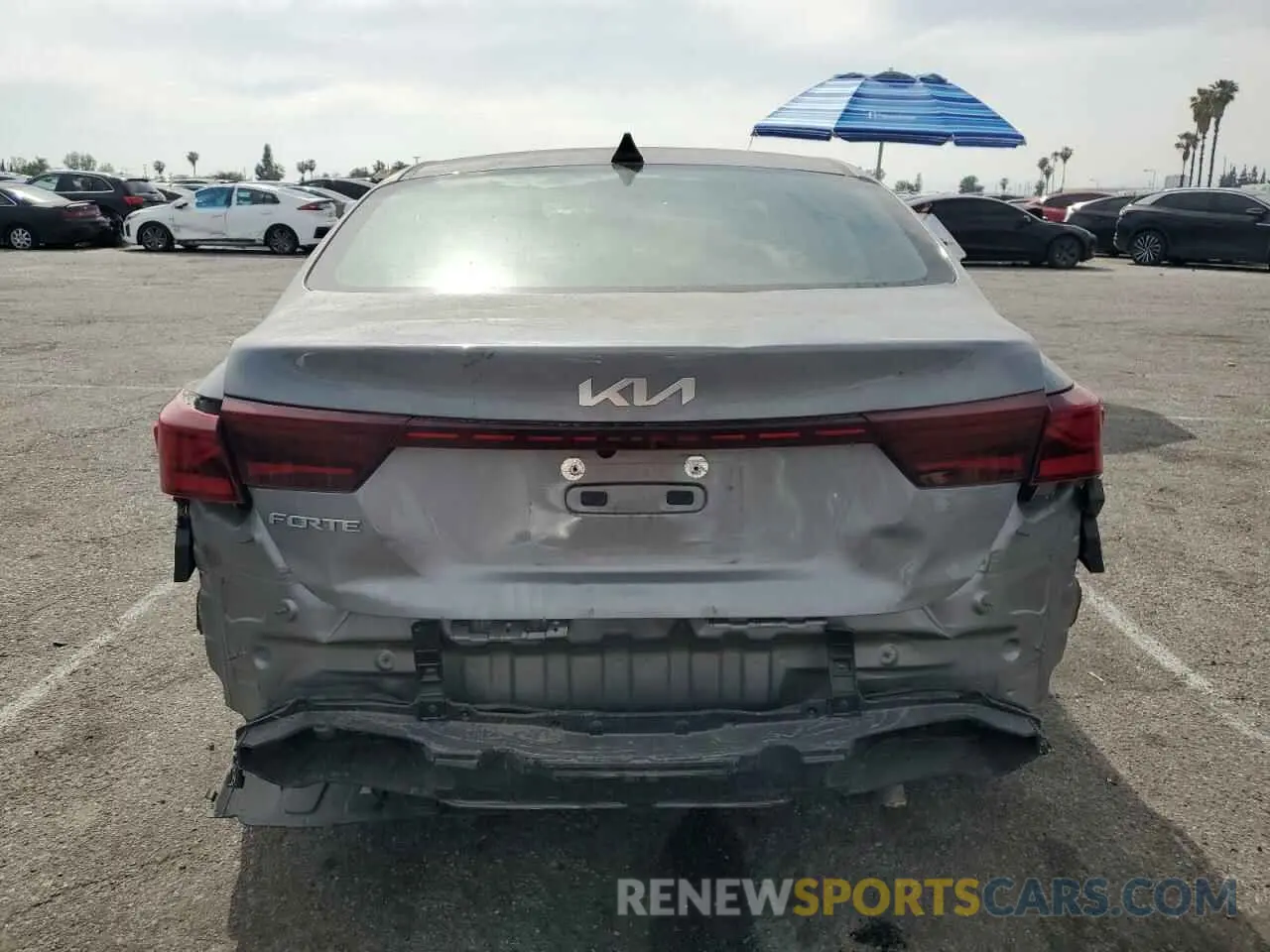 6 Photograph of a damaged car 3KPF24AD6NE468486 KIA FORTE 2022