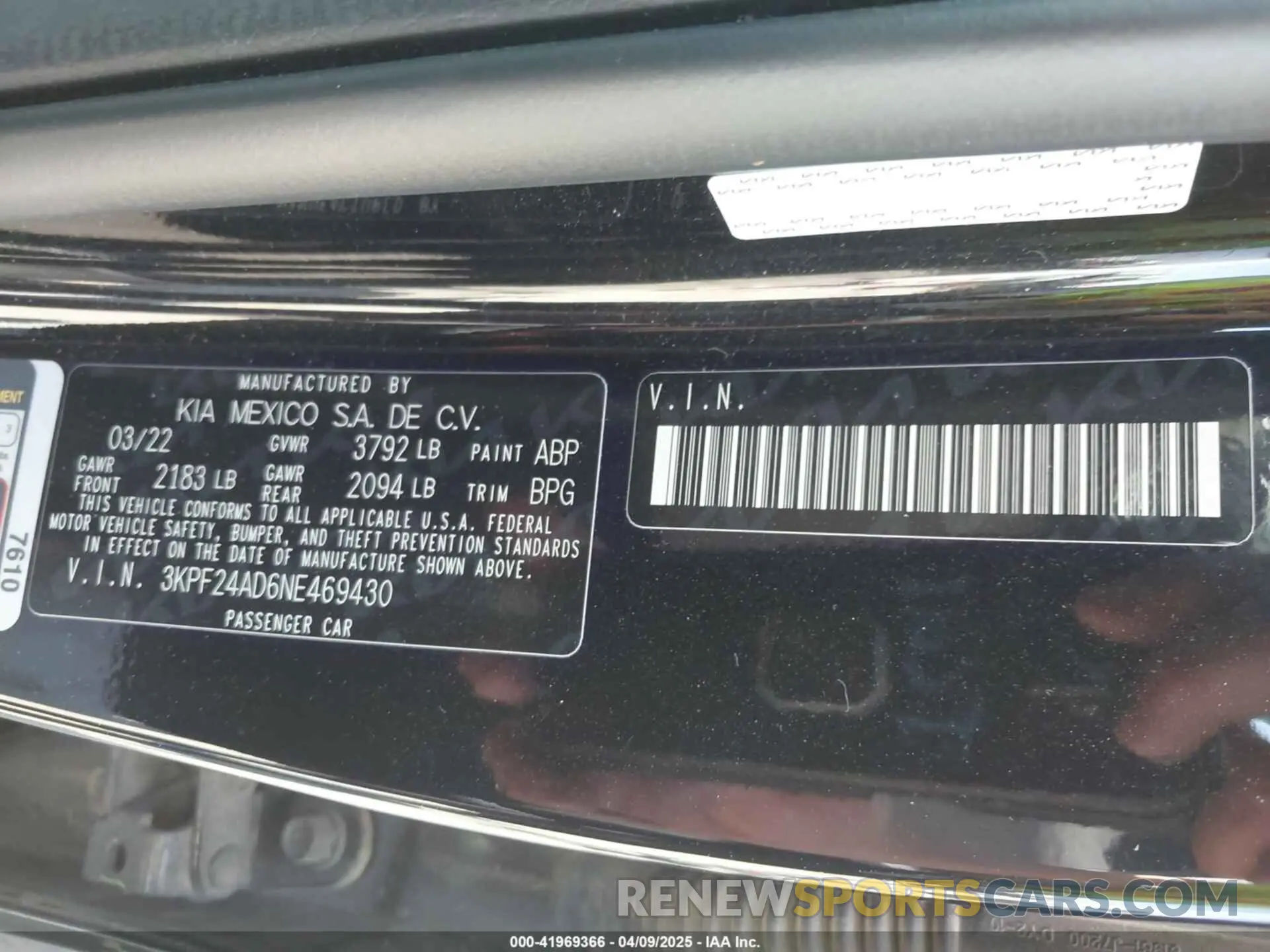 9 Photograph of a damaged car 3KPF24AD6NE469430 KIA FORTE 2022