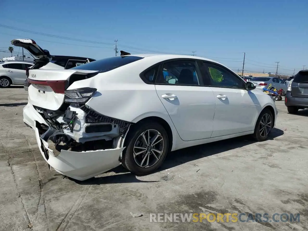 3 Photograph of a damaged car 3KPF24AD6NE476118 KIA FORTE 2022