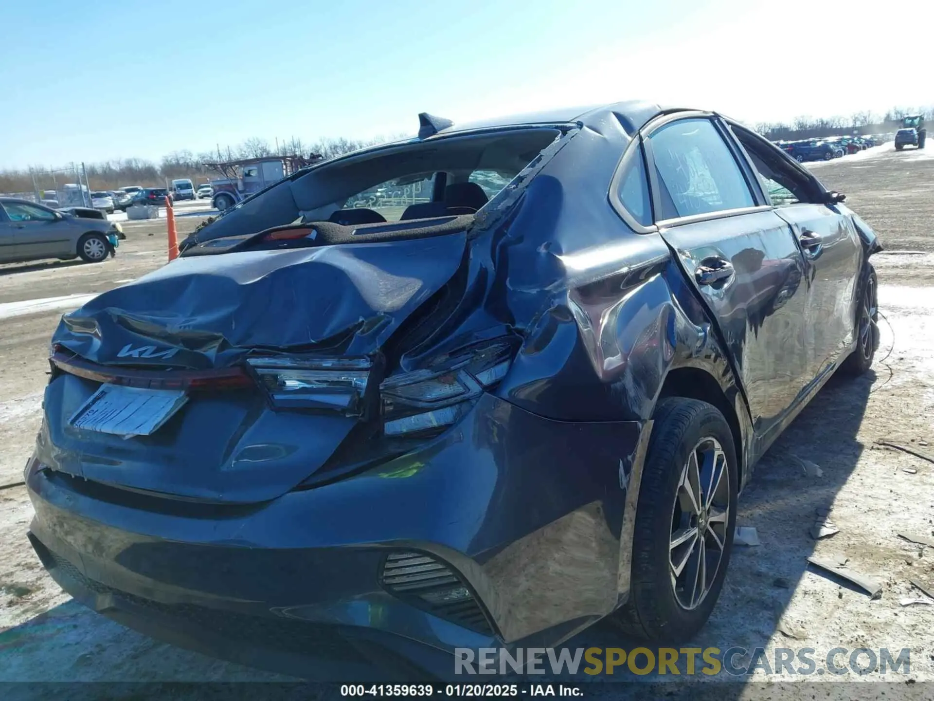 4 Photograph of a damaged car 3KPF24AD6NE482887 KIA FORTE 2022