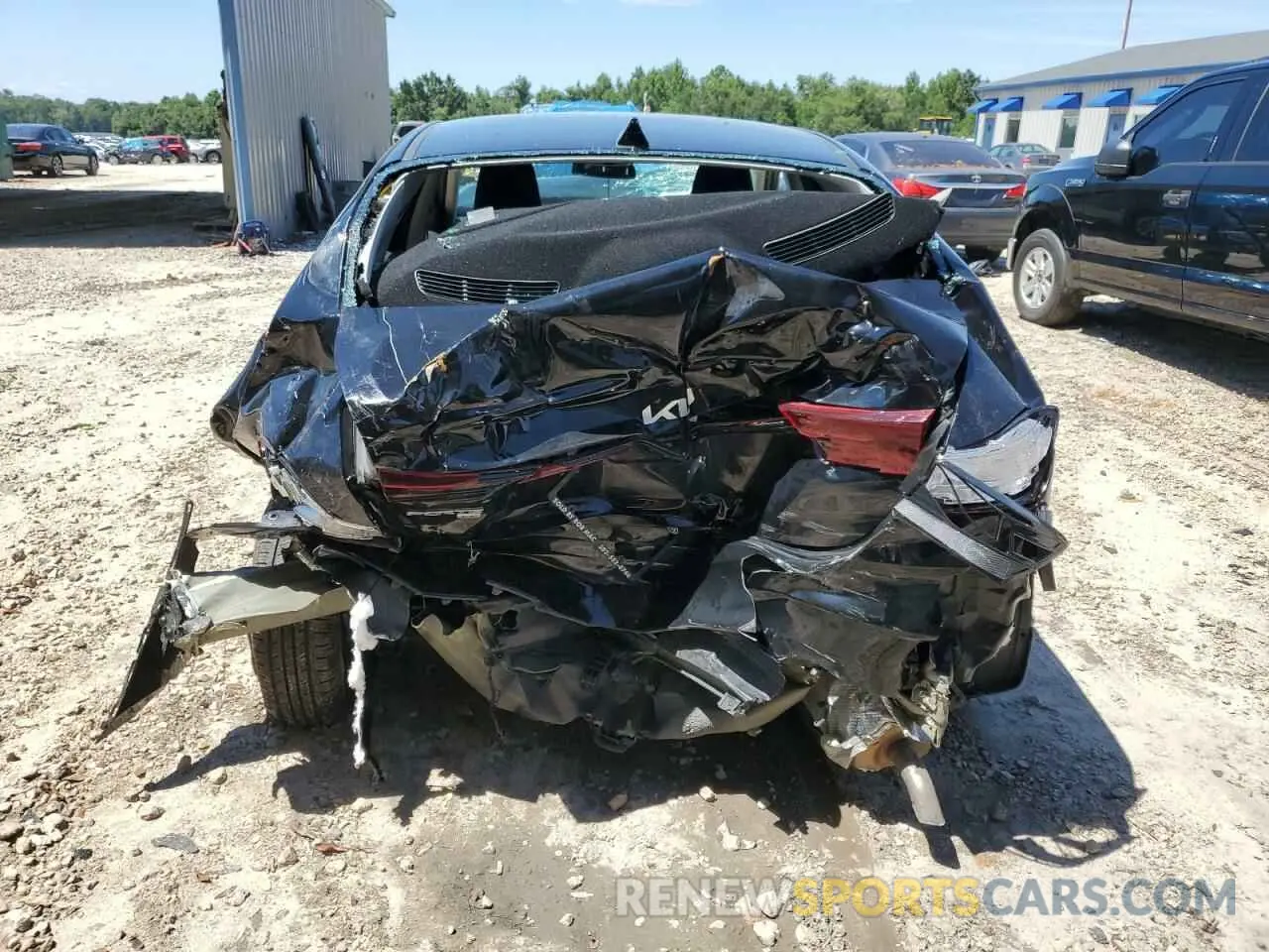 6 Photograph of a damaged car 3KPF24AD6NE501776 KIA FORTE 2022
