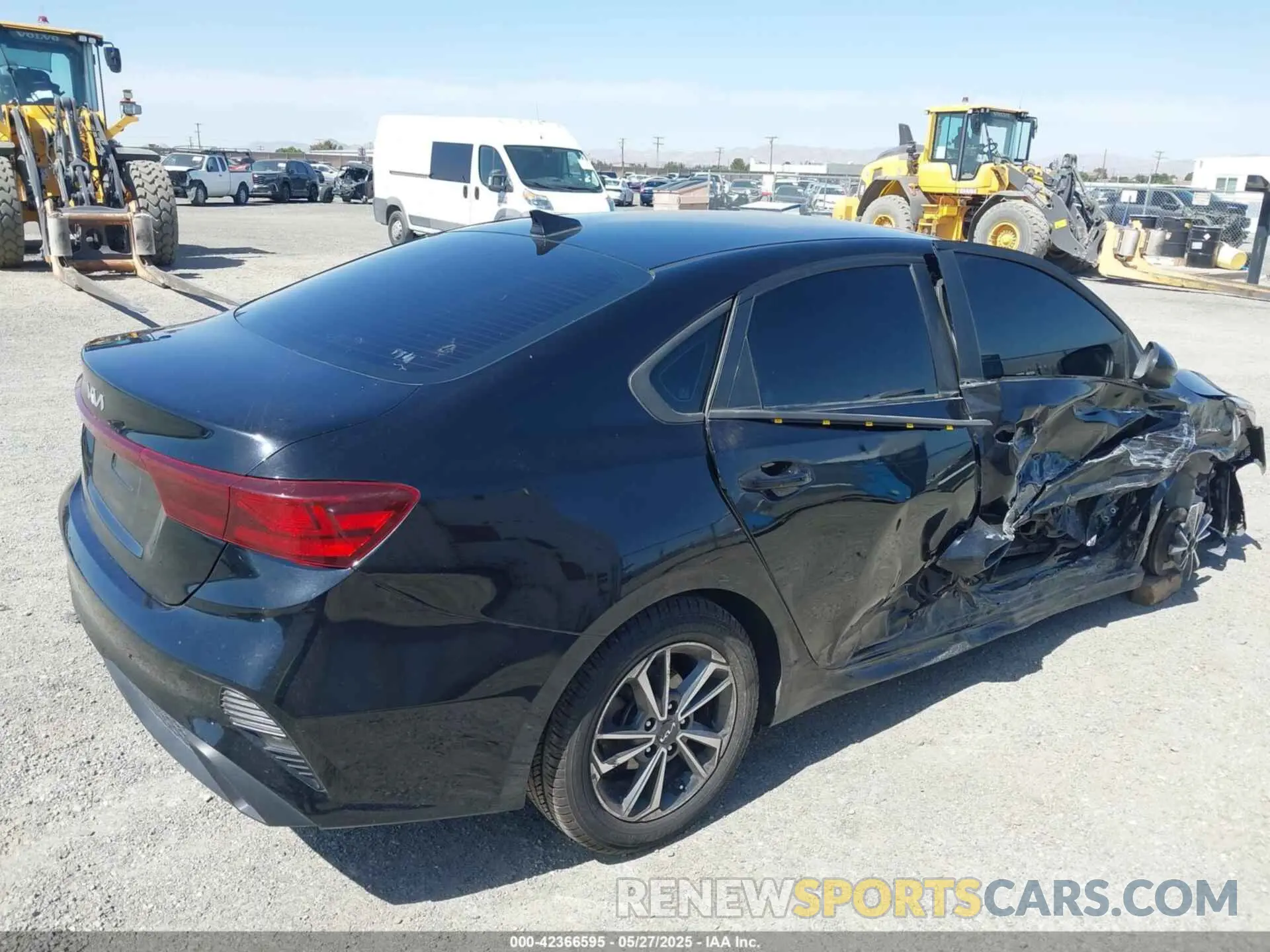 4 Photograph of a damaged car 3KPF24AD7NE430698 KIA FORTE 2022