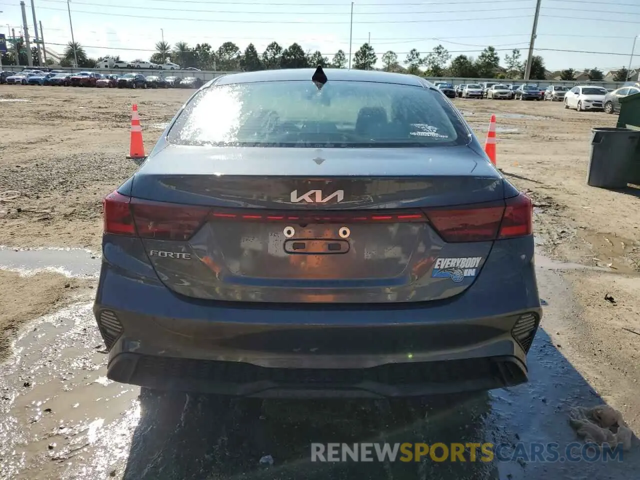 6 Photograph of a damaged car 3KPF24AD7NE433813 KIA FORTE 2022