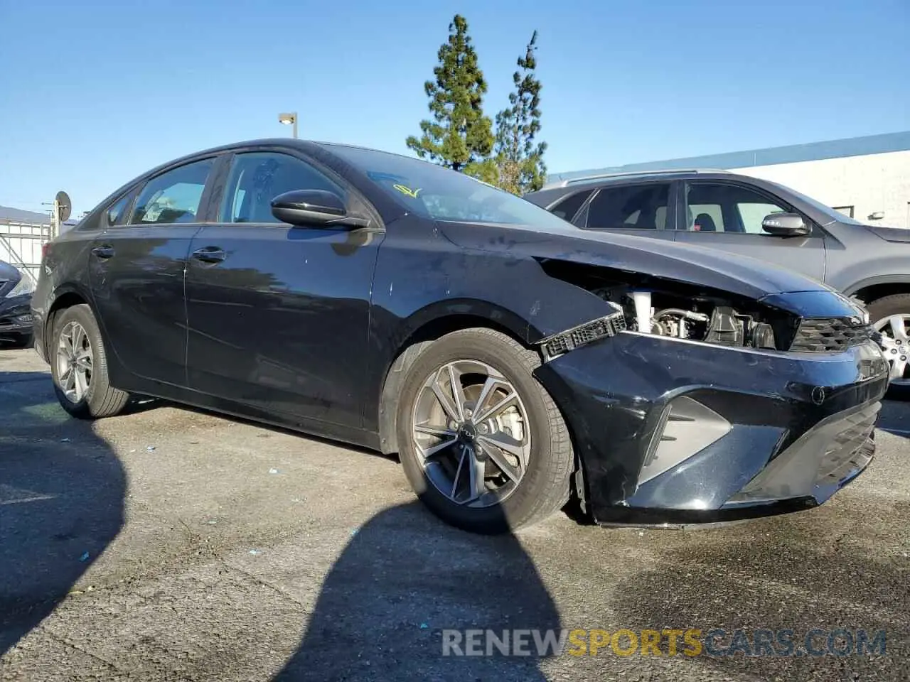 4 Photograph of a damaged car 3KPF24AD7NE435464 KIA FORTE 2022