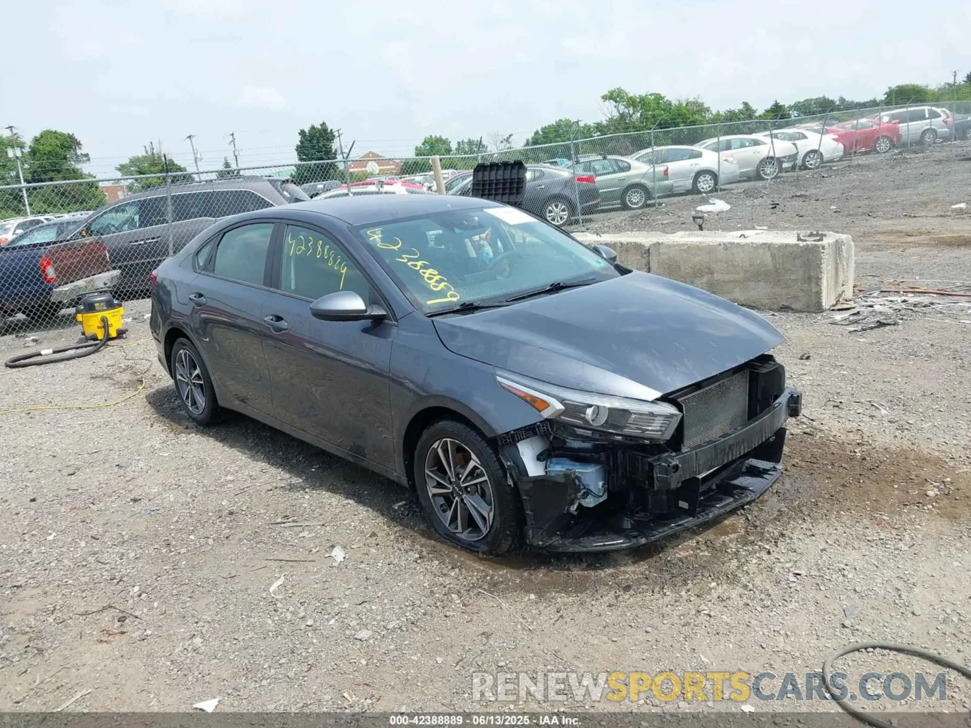 1 Photograph of a damaged car 3KPF24AD7NE480694 KIA FORTE 2022