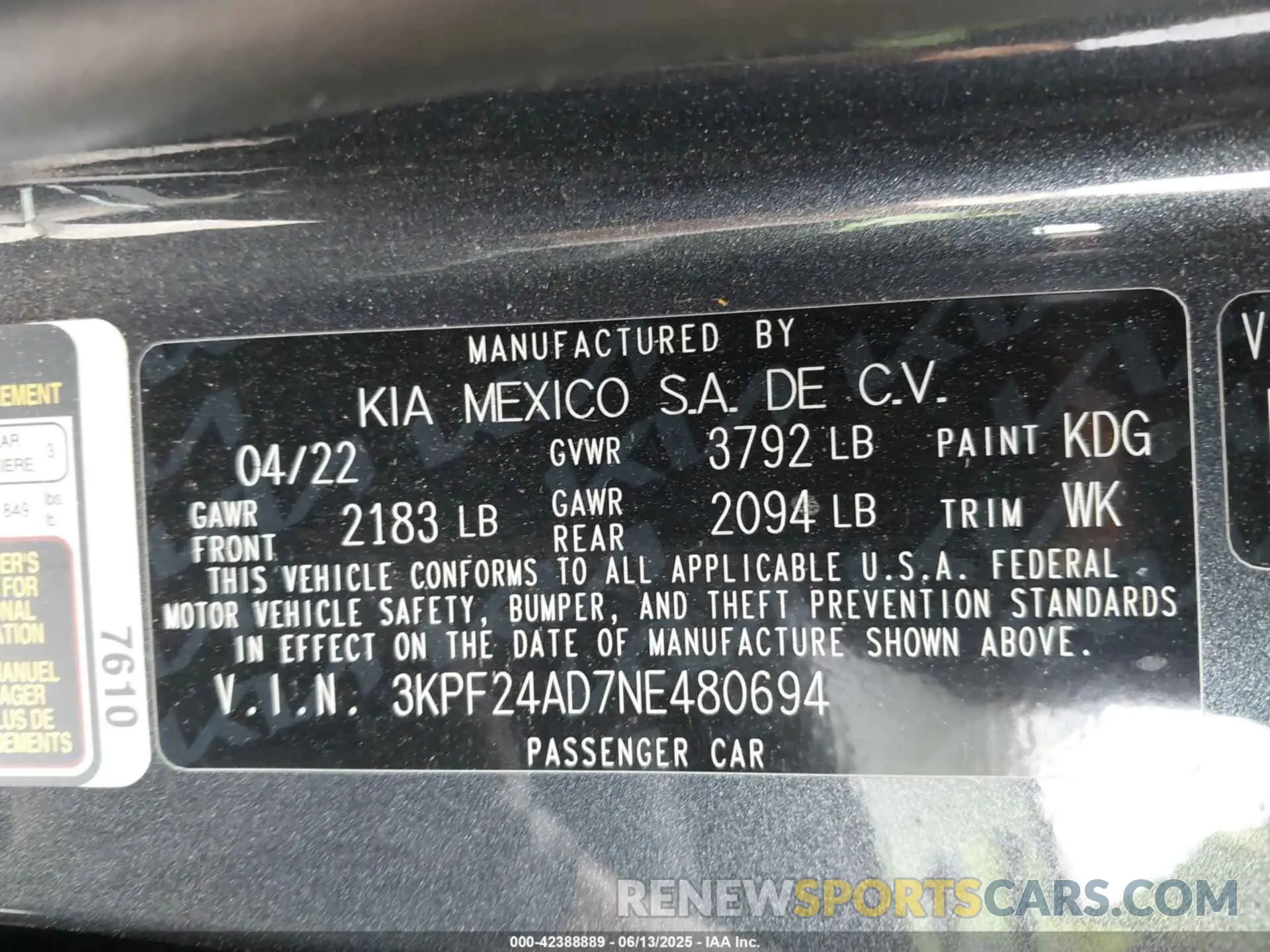 9 Photograph of a damaged car 3KPF24AD7NE480694 KIA FORTE 2022