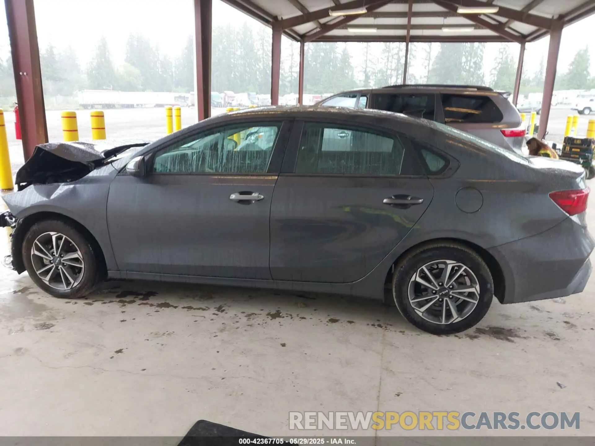 15 Photograph of a damaged car 3KPF24AD8NE416728 KIA FORTE 2022