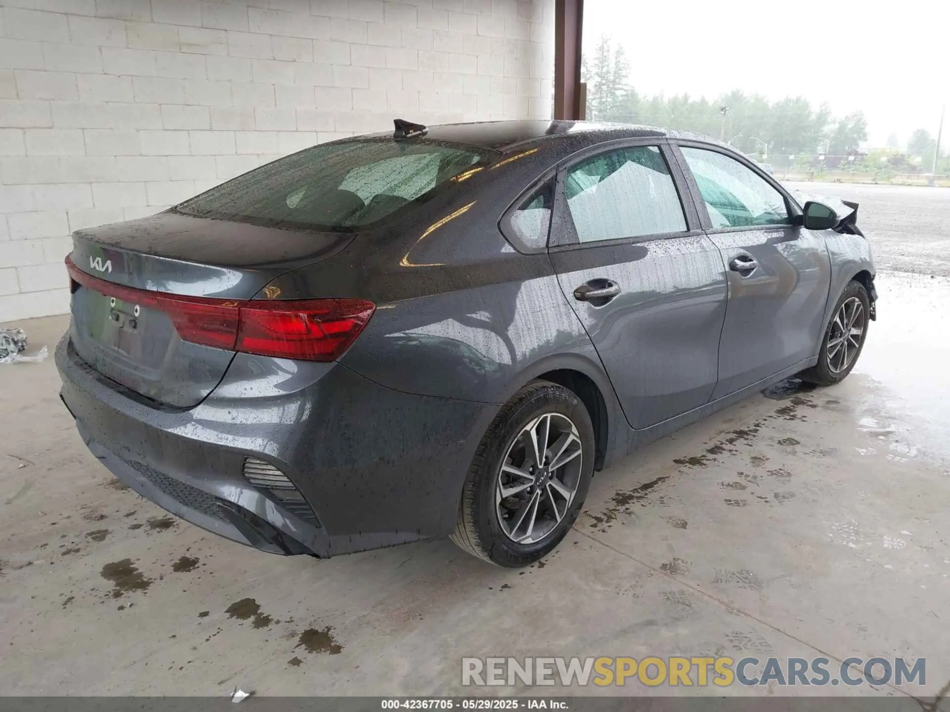 4 Photograph of a damaged car 3KPF24AD8NE416728 KIA FORTE 2022