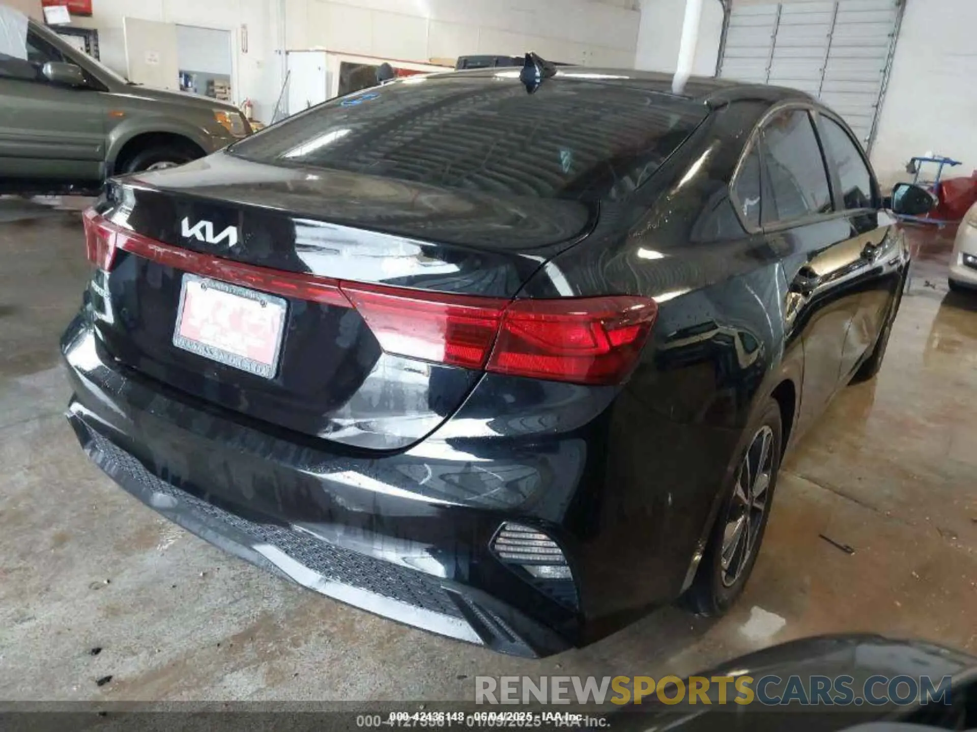 4 Photograph of a damaged car 3KPF24AD8NE424781 KIA FORTE 2022