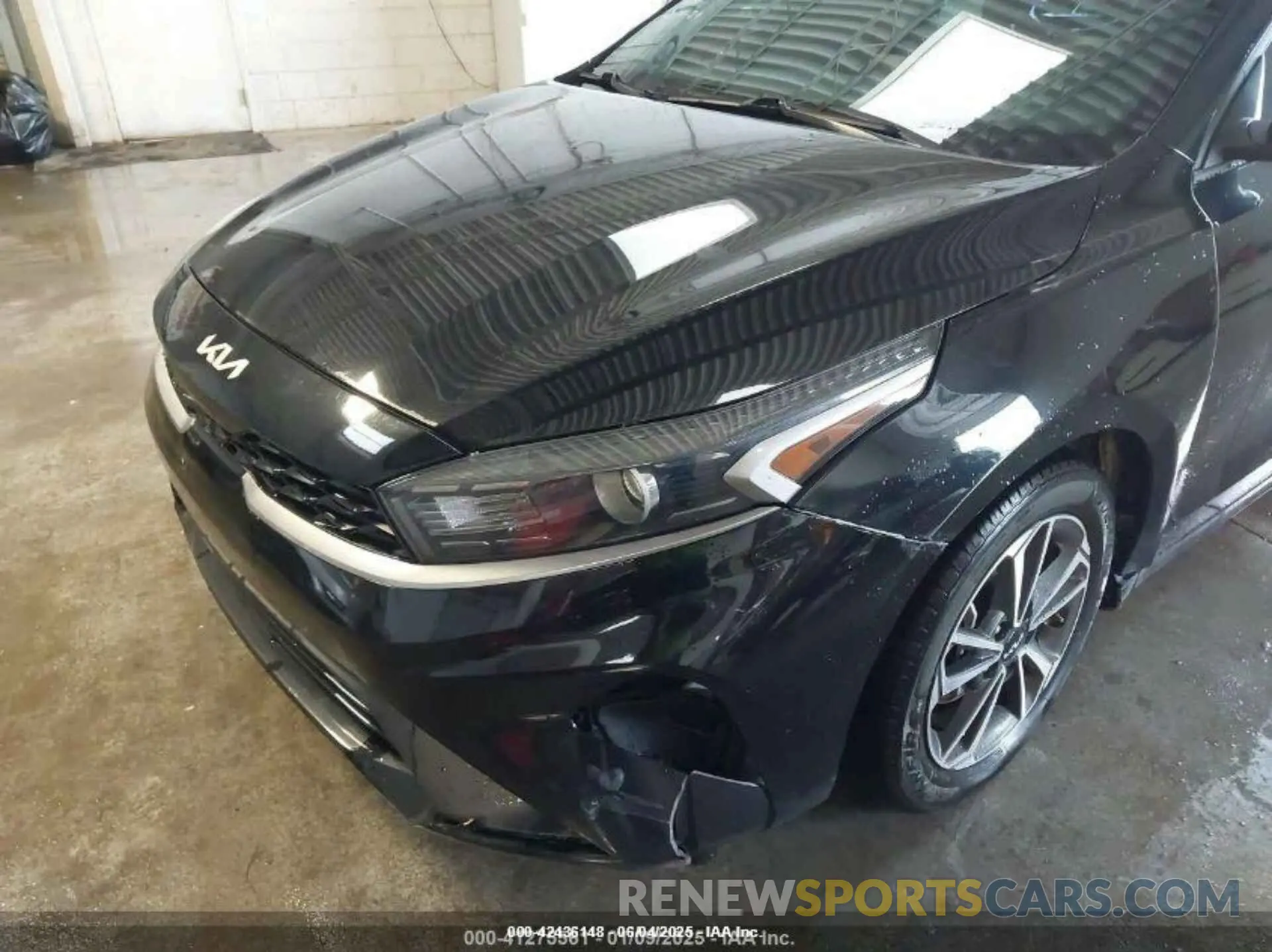 6 Photograph of a damaged car 3KPF24AD8NE424781 KIA FORTE 2022