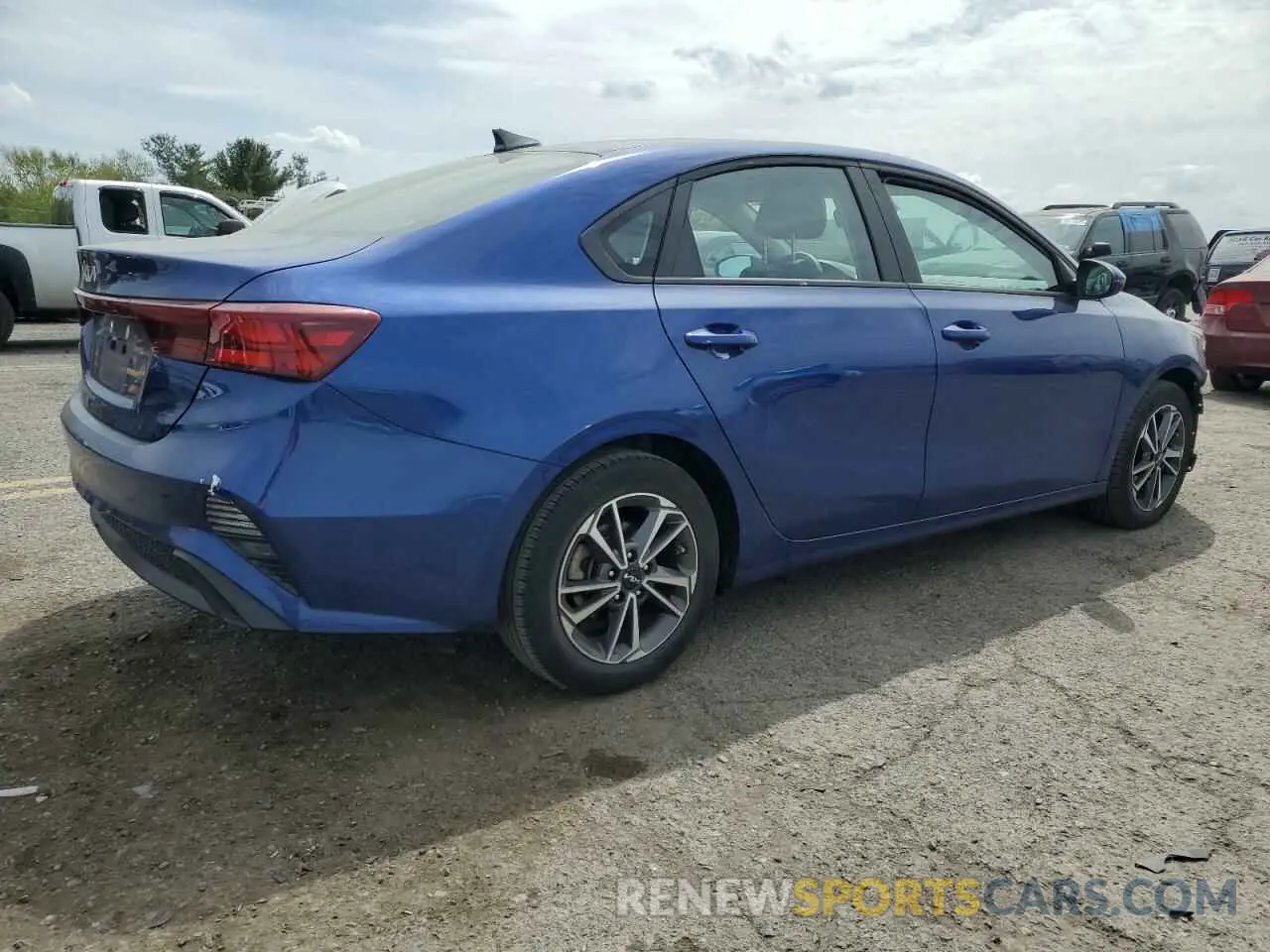 3 Photograph of a damaged car 3KPF24AD8NE476444 KIA FORTE 2022