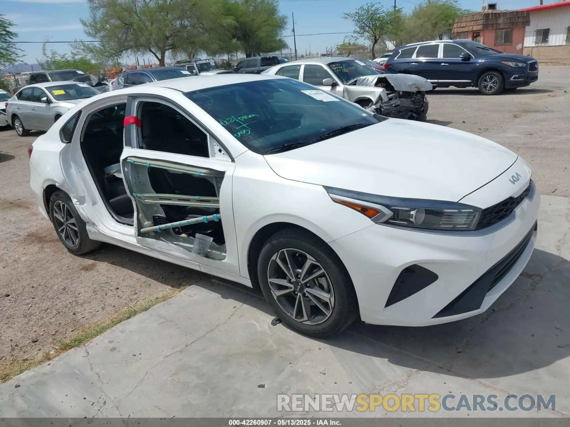 1 Photograph of a damaged car 3KPF24AD8NE482132 KIA FORTE 2022