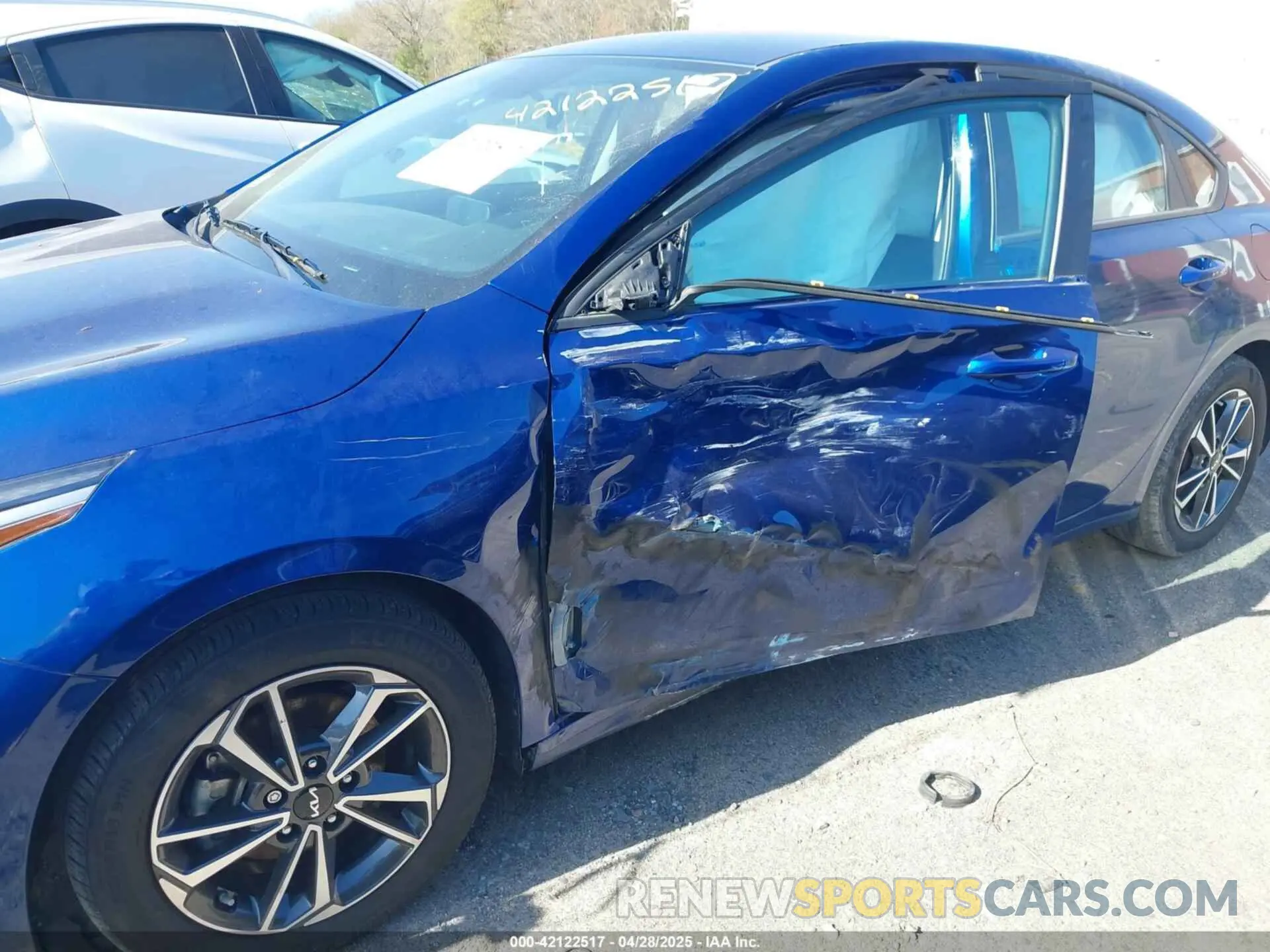 6 Photograph of a damaged car 3KPF24AD8NE499626 KIA FORTE 2022