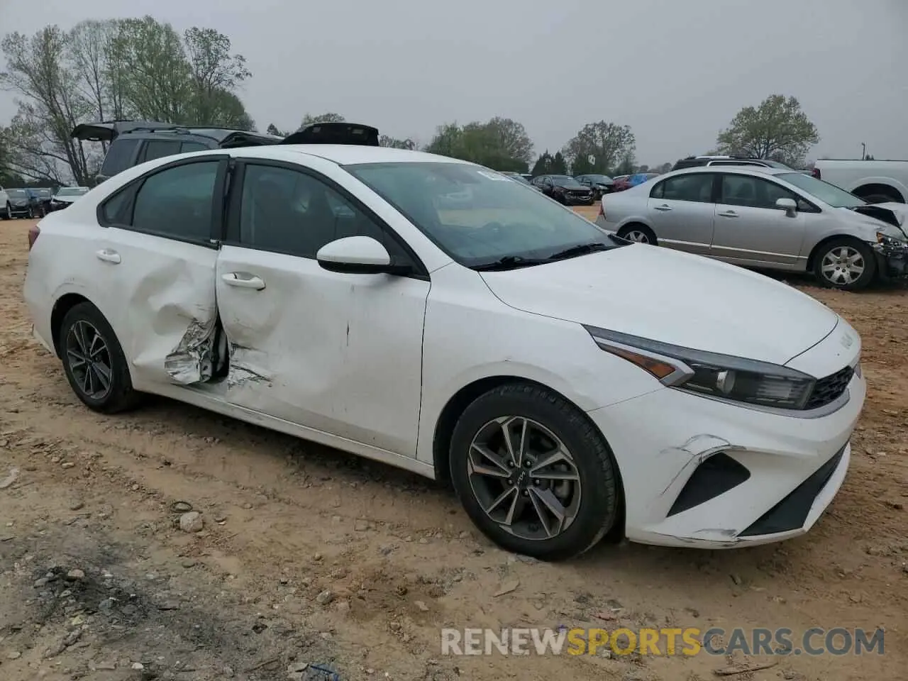 4 Photograph of a damaged car 3KPF24AD9NE418729 KIA FORTE 2022