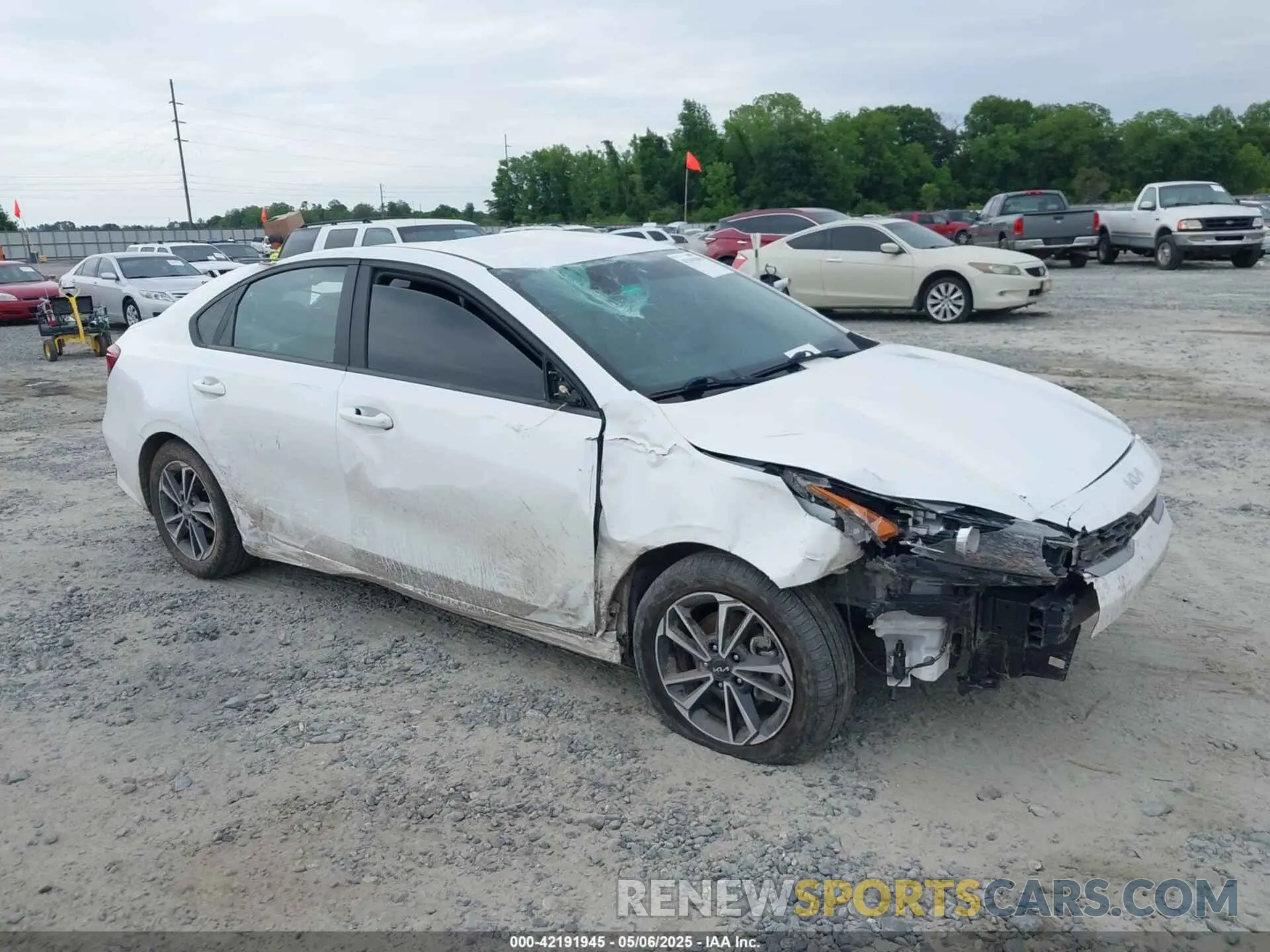 1 Photograph of a damaged car 3KPF24AD9NE434395 KIA FORTE 2022