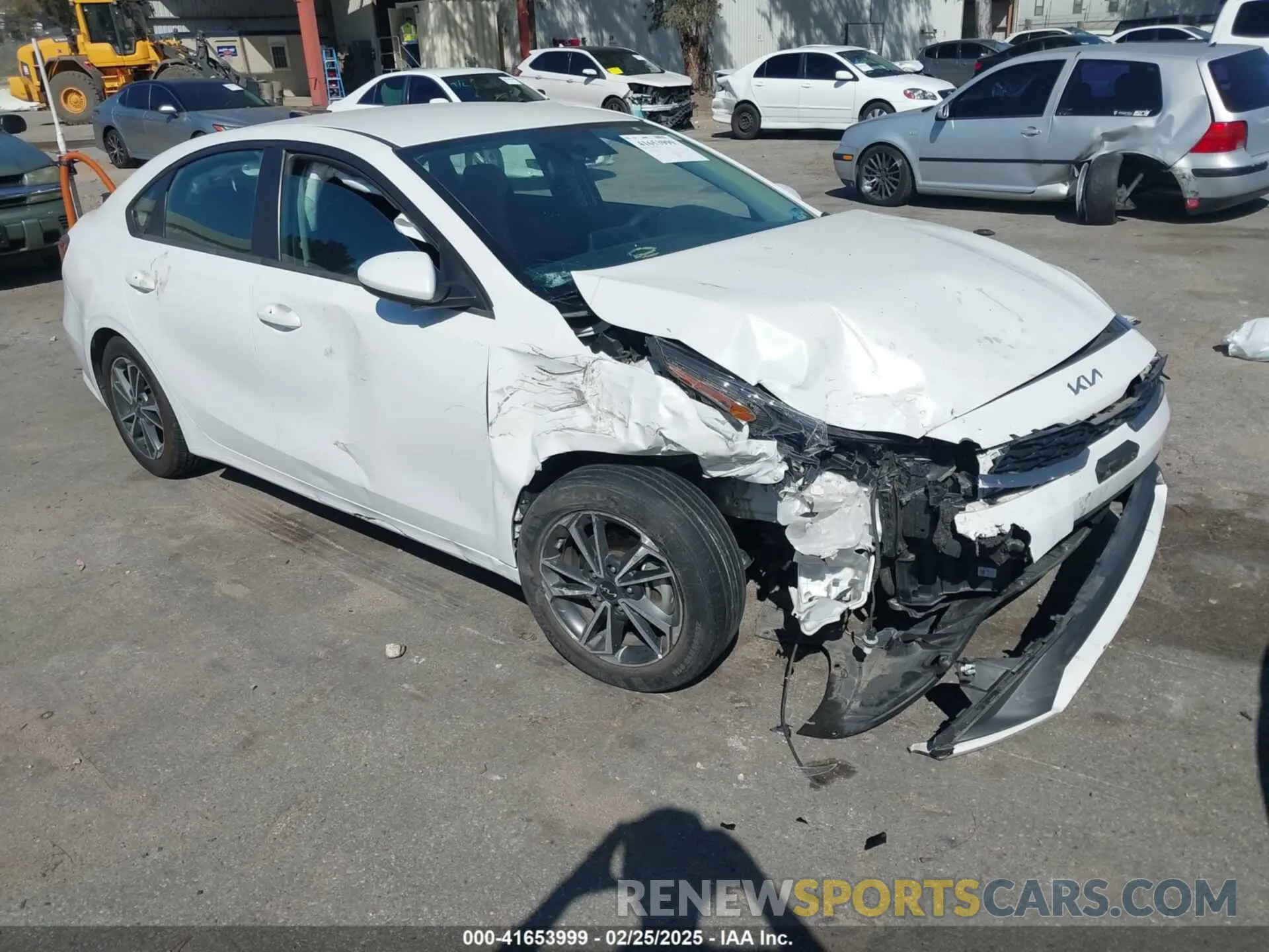 1 Photograph of a damaged car 3KPF24AD9NE446725 KIA FORTE 2022
