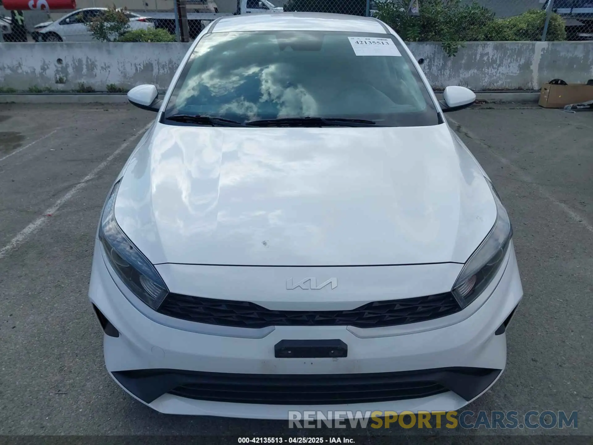 13 Photograph of a damaged car 3KPF24AD9NE456333 KIA FORTE 2022