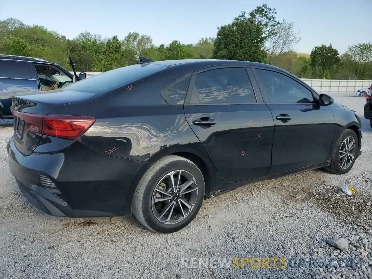 3 Photograph of a damaged car 3KPF24ADXNE424779 KIA FORTE 2022