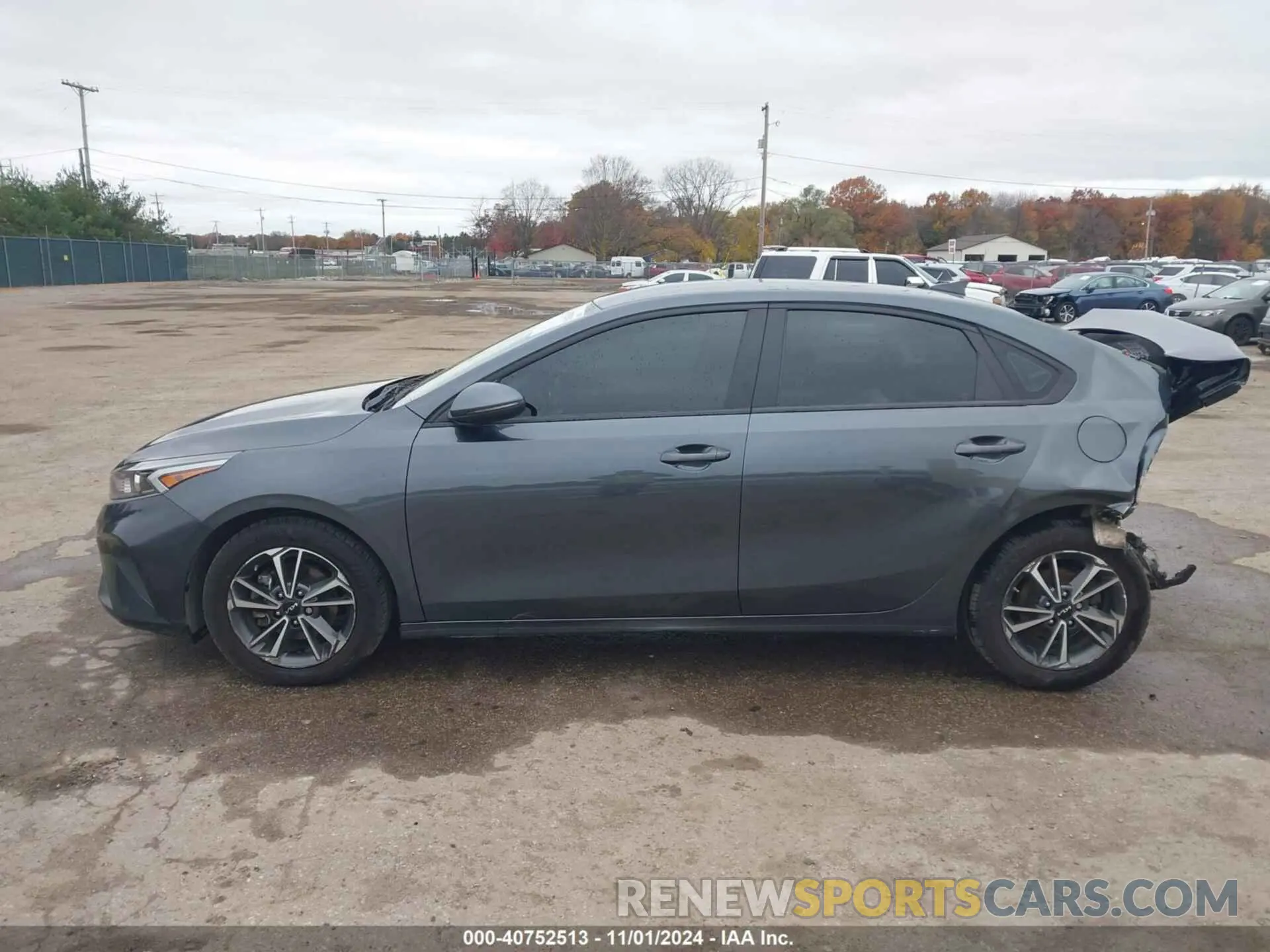 14 Photograph of a damaged car 3KPF24ADXNE445812 KIA FORTE 2022