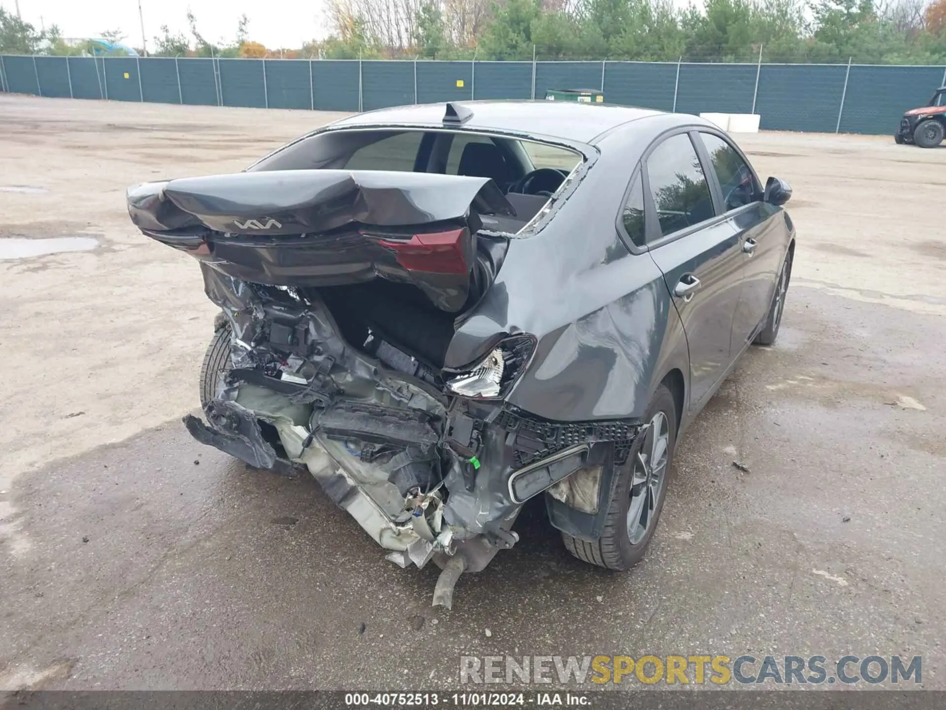 4 Photograph of a damaged car 3KPF24ADXNE445812 KIA FORTE 2022