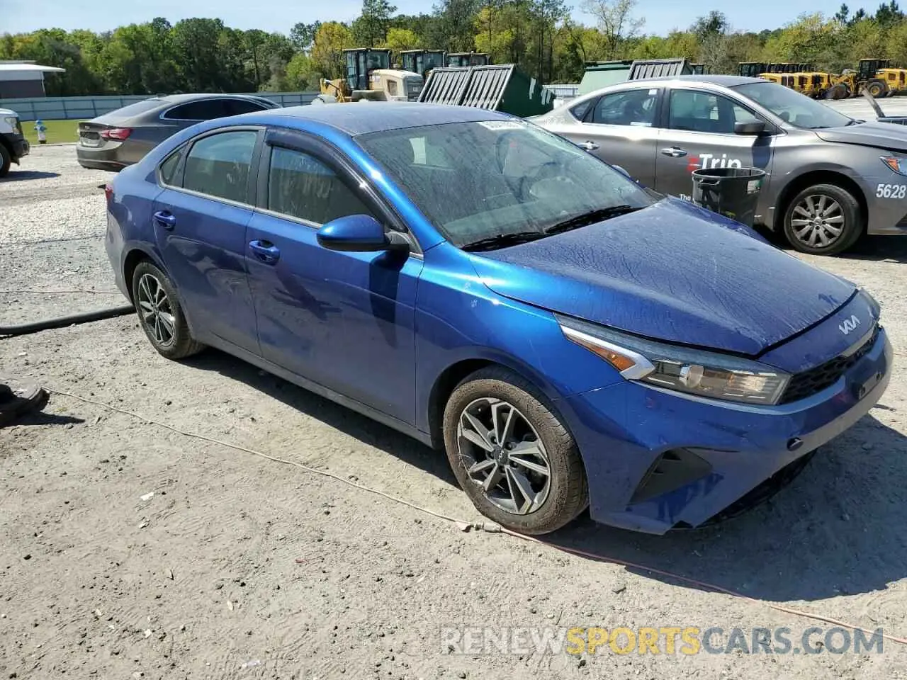 4 Photograph of a damaged car 3KPF24ADXNE463839 KIA FORTE 2022