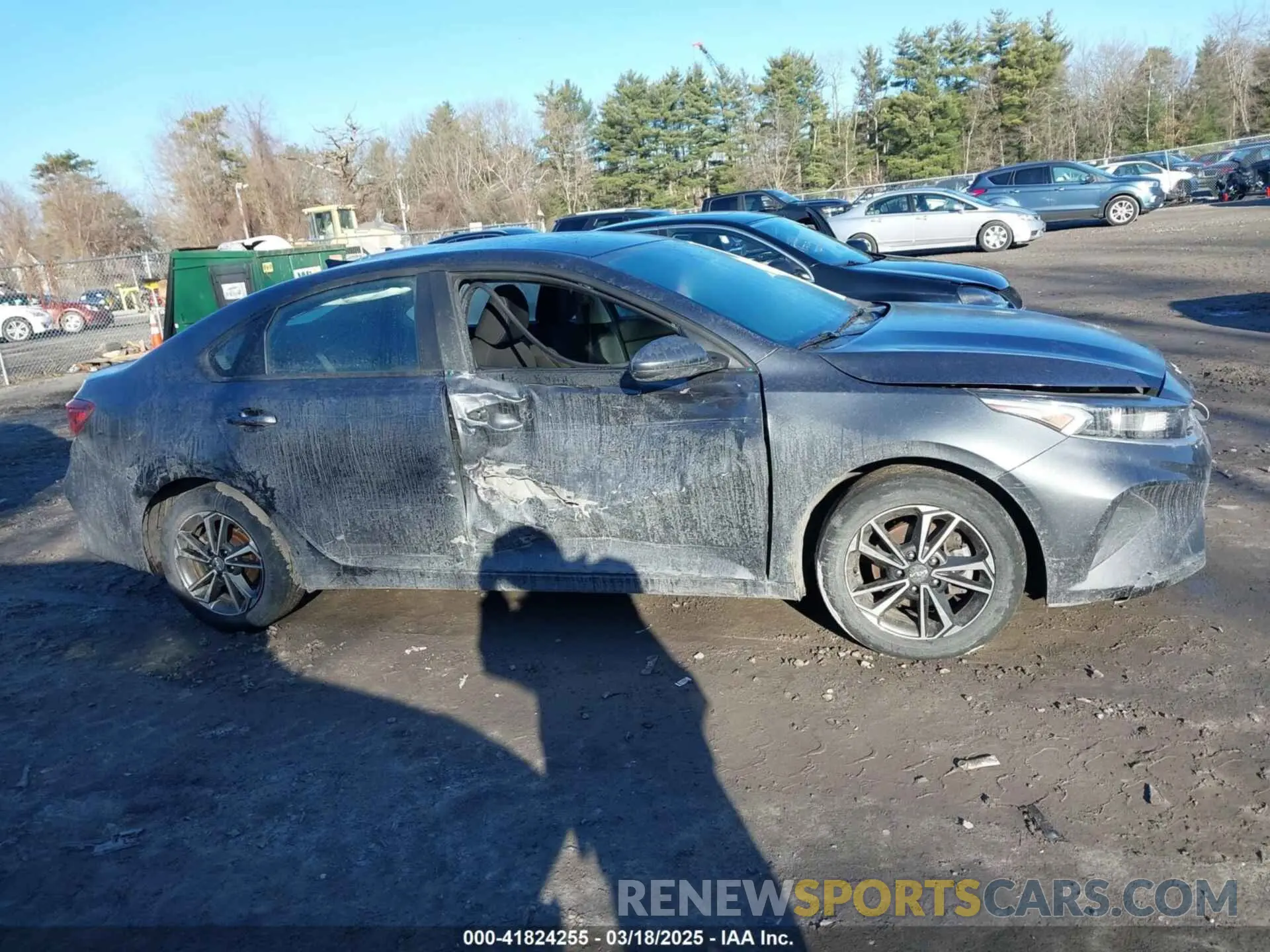 12 Photograph of a damaged car 3KPF24ADXNE466269 KIA FORTE 2022