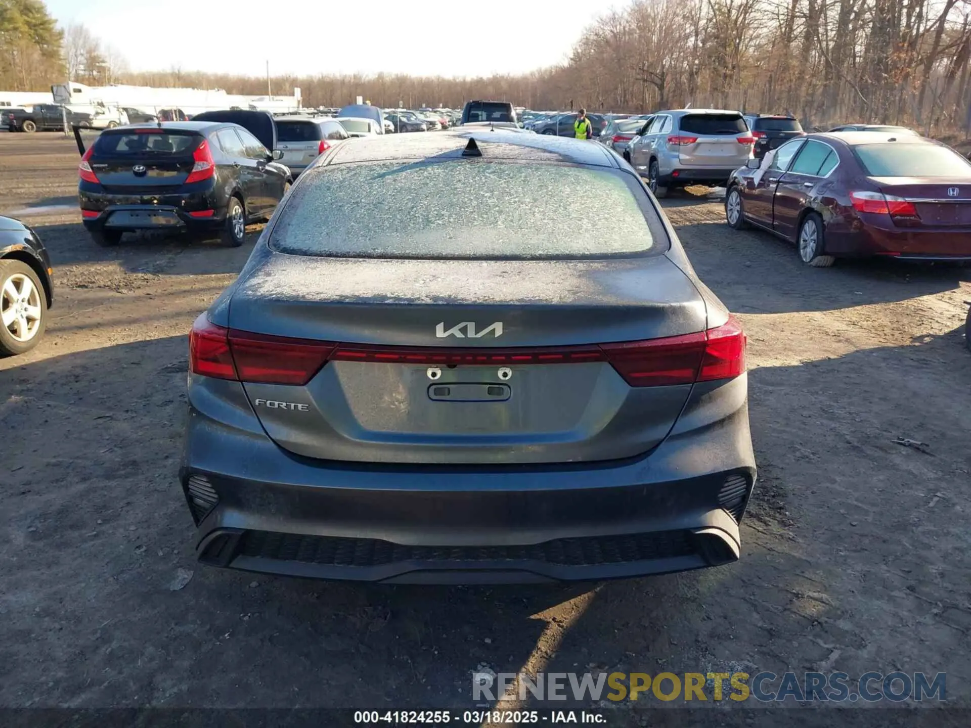 15 Photograph of a damaged car 3KPF24ADXNE466269 KIA FORTE 2022