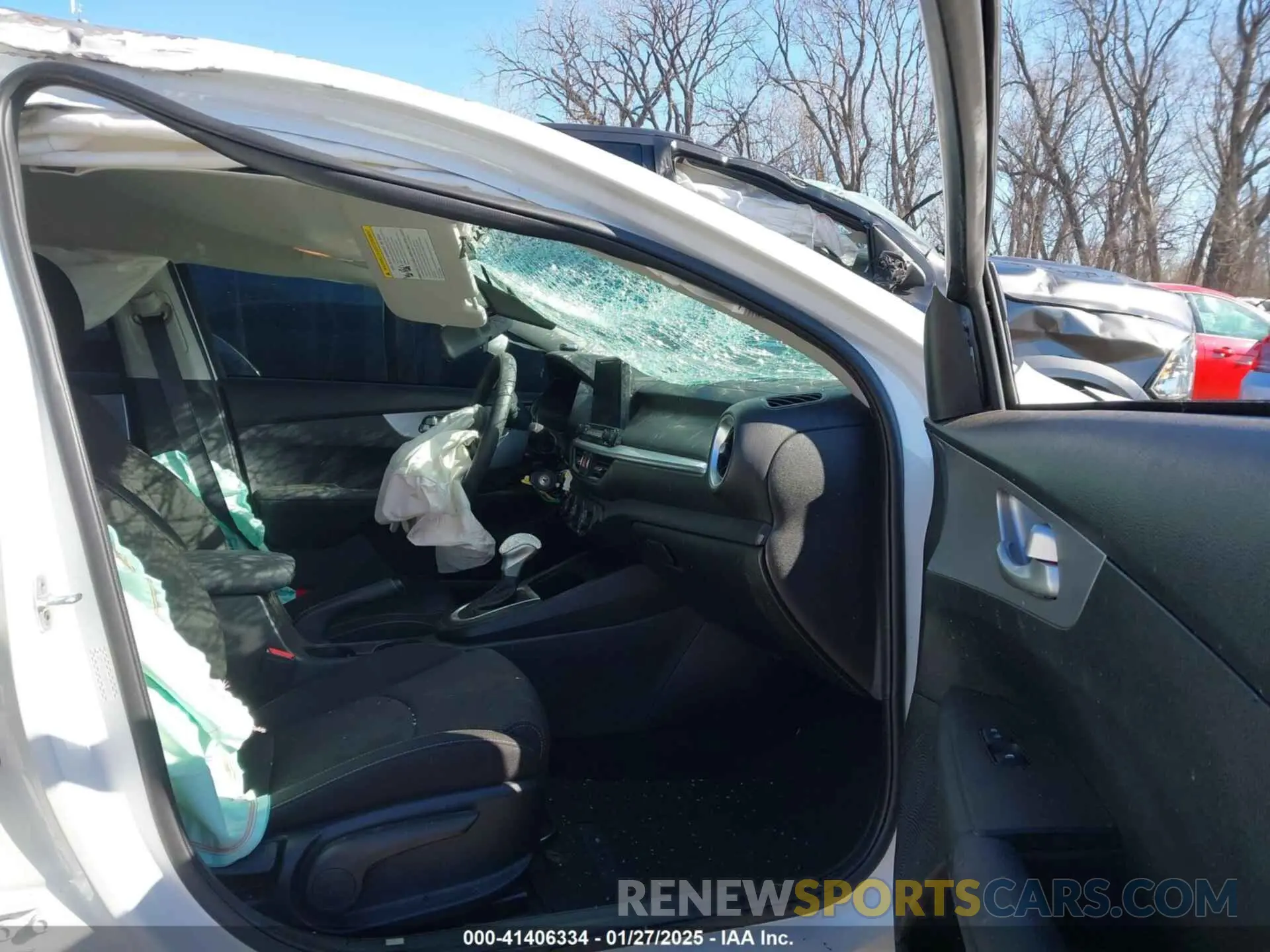 5 Photograph of a damaged car 3KPF24ADXNE474680 KIA FORTE 2022