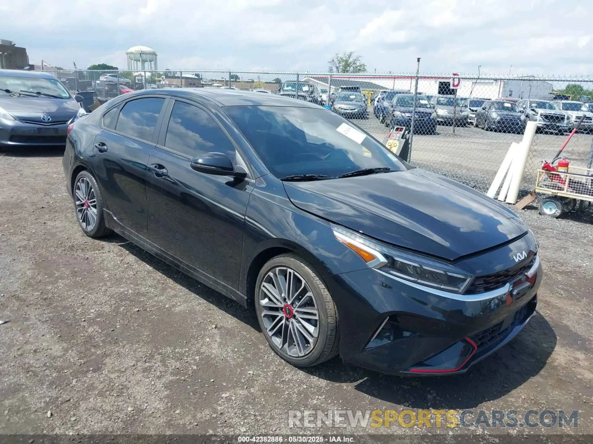 1 Photograph of a damaged car 3KPF44AC0NE480330 KIA FORTE 2022