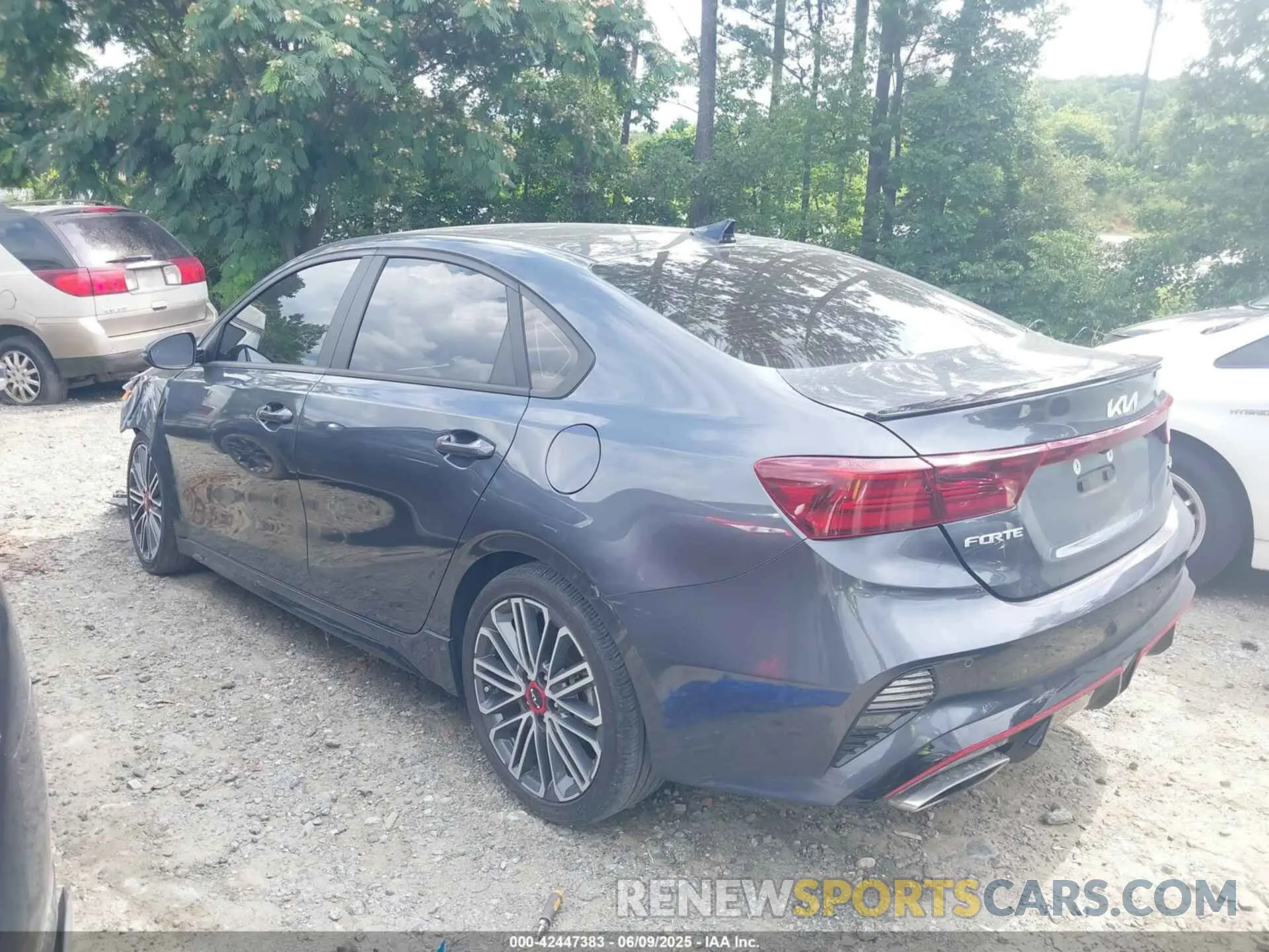 14 Photograph of a damaged car 3KPF44AC0NE486161 KIA FORTE 2022