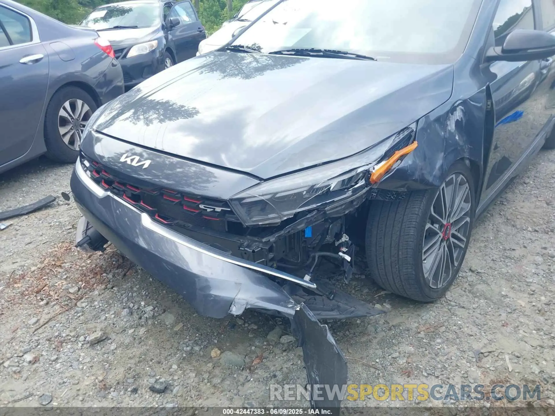 6 Photograph of a damaged car 3KPF44AC0NE486161 KIA FORTE 2022
